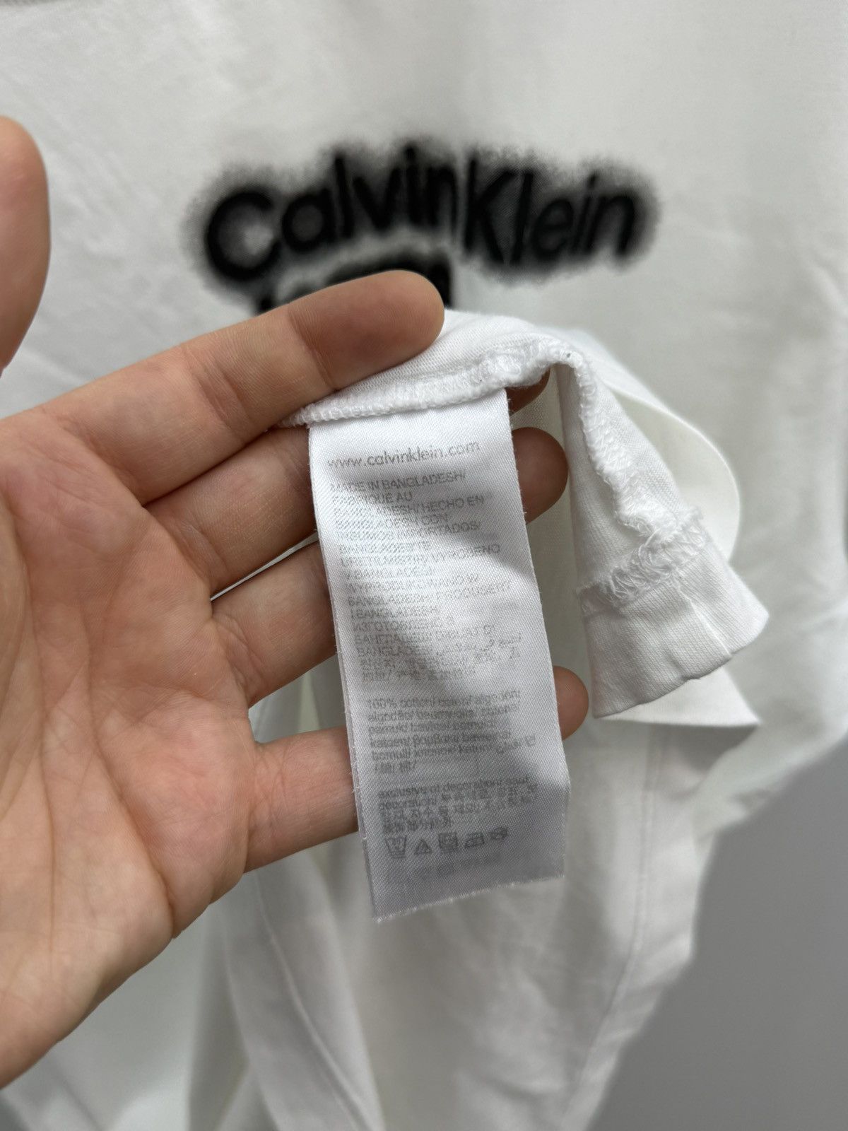 Calvin Klein 205W39NYC Calvin Klein 205W39NYC by Raf Simons Logo Cotton Tee T-shirt Size US XL / EU 56 / 4 - 4 Thumbnail