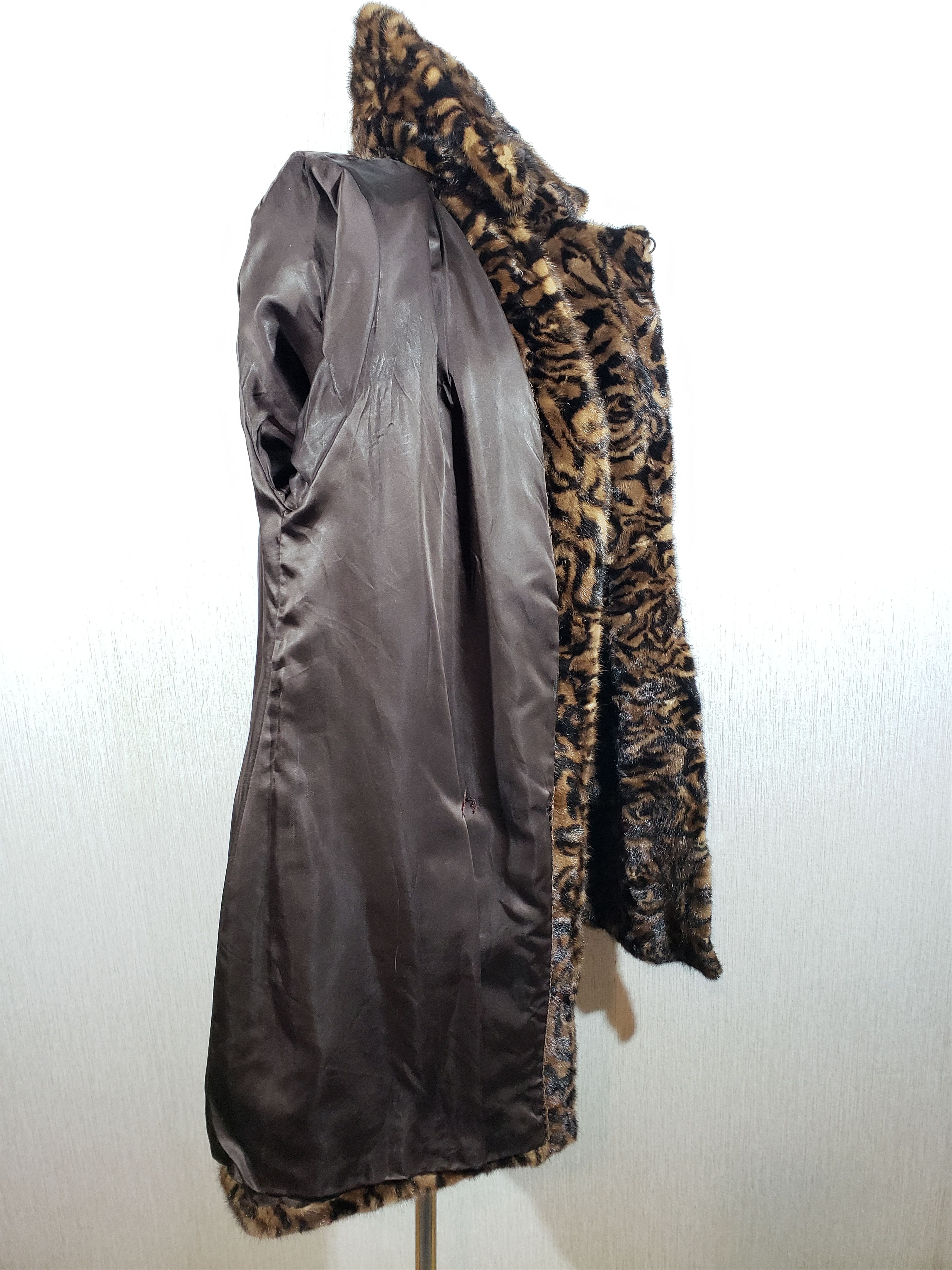Other Stylish women's mink fur coat. Size L / US 10 / IT 46 - 9 Thumbnail
