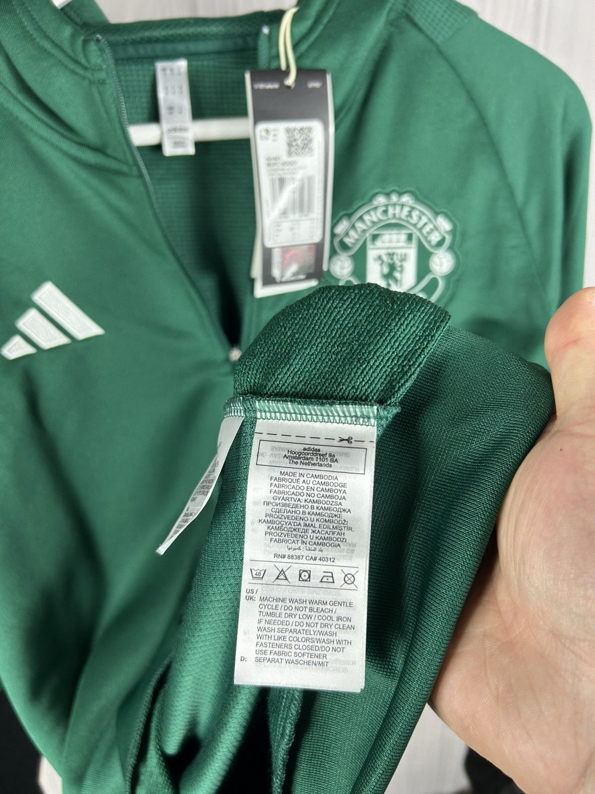 Adidas Adidas Manchester United 23/24 Training Hoodie Size S Size US S / EU 44-46 / 1 - 8 Thumbnail