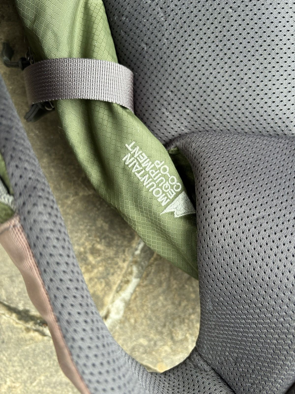 Mountain Equipment × Mountain Equipment Company × Vintage Vintage MEC Backpack 2000s Mountain Equipment Co-op Air 22 Size ONE SIZE - 10 Thumbnail
