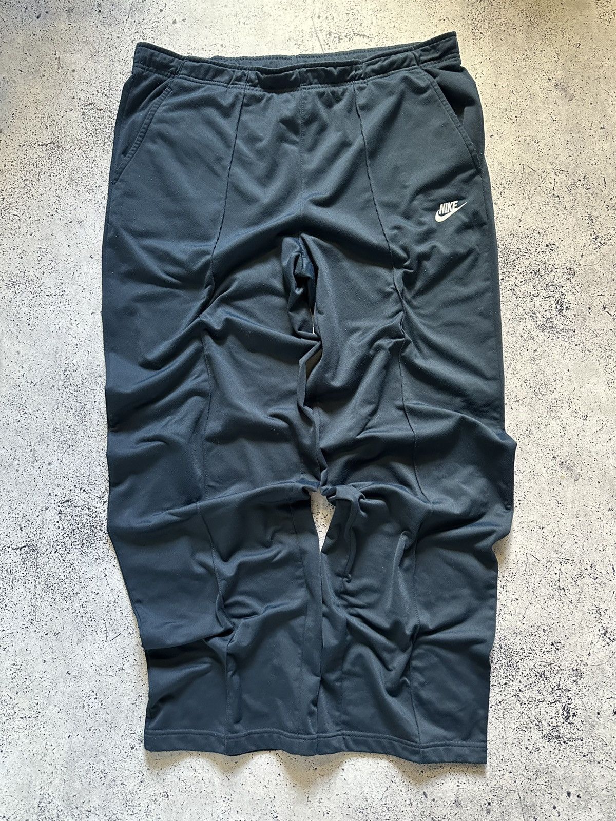 Nike Vintage Nike Baggy Track Pants Oversized Mini Swoosh Y2K USA Size US 38 / EU 54 - 1 Thumbnail