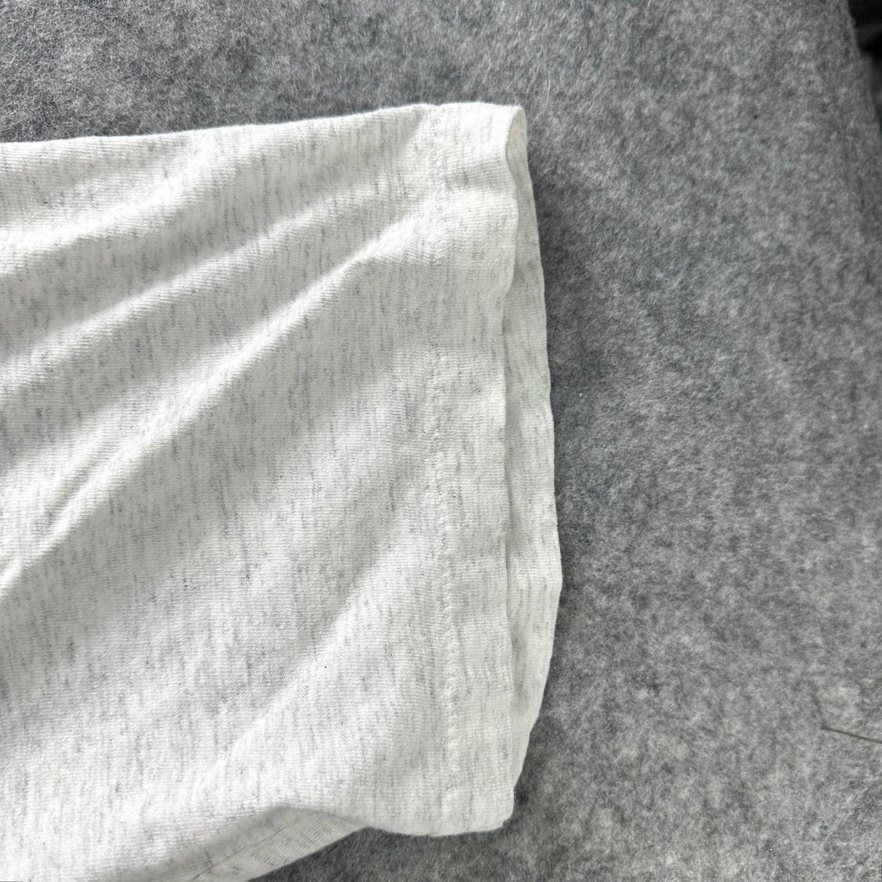 Vintage VINTAGE Volunteer Knit Apparel Mom Shirt Womens XL Gray T-Shirt Crew Neck Short Sleeve 100% Cotton Heart Vintage 90s Womens Size XL / US 12-14 / IT 48-50 - 7 Thumbnail