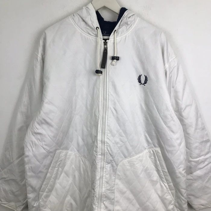 Fred Perry SY0025 FRED PERRY BIG LOGO WINTER PARKAS JACKETS Size US XL / EU 56 / 4 - 3 Thumbnail