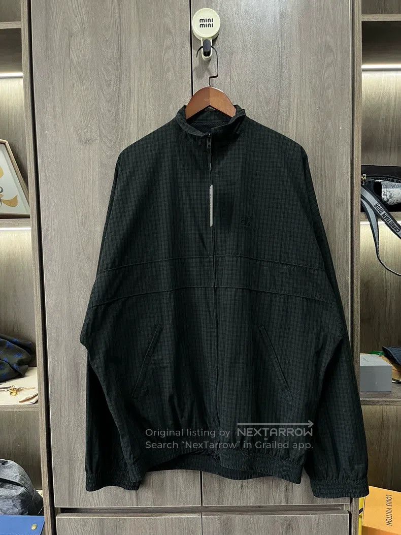 Balenciaga Balenciaga Black and white checkered casual zipper stand c Size US S / EU 44-46 / 1 - 1 Thumbnail