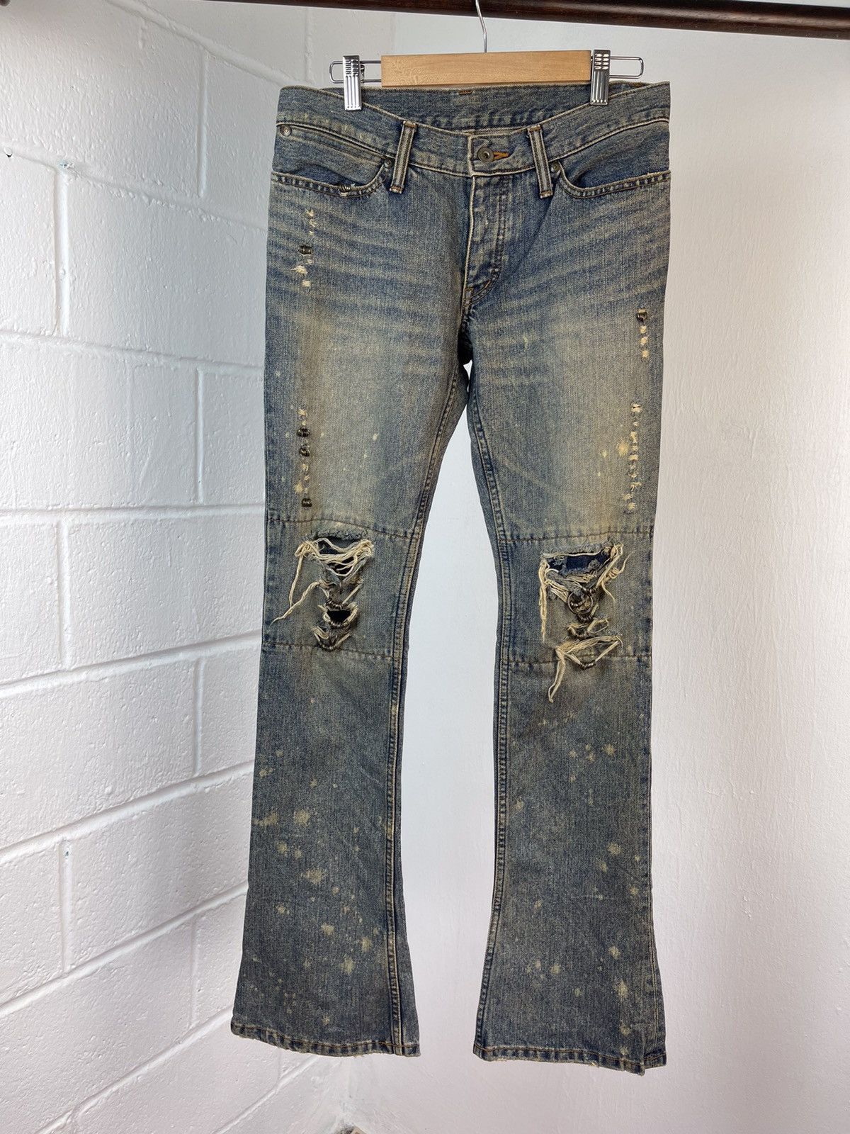 If Six Was Nine × KMRii × Le Grande Bleu (L.G.B.) TruePiece IFSIXWASNINE MUD MAX FLARE DENIM Size US 29 - 2 Thumbnail