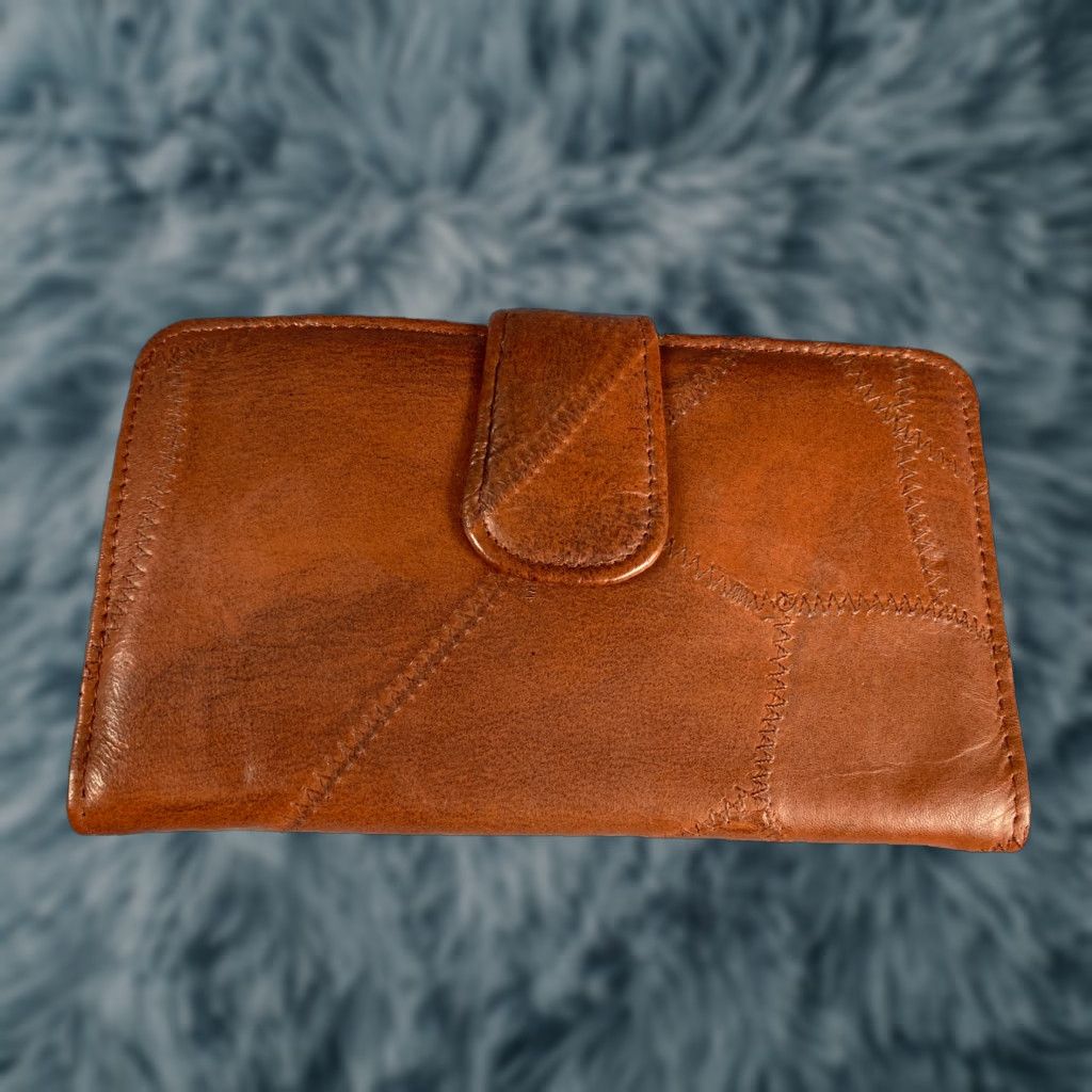 Vintage Ambassador Design Wallet Womens Brown Leather Made in Hong Kong Size ONE SIZE - 1 Thumbnail
