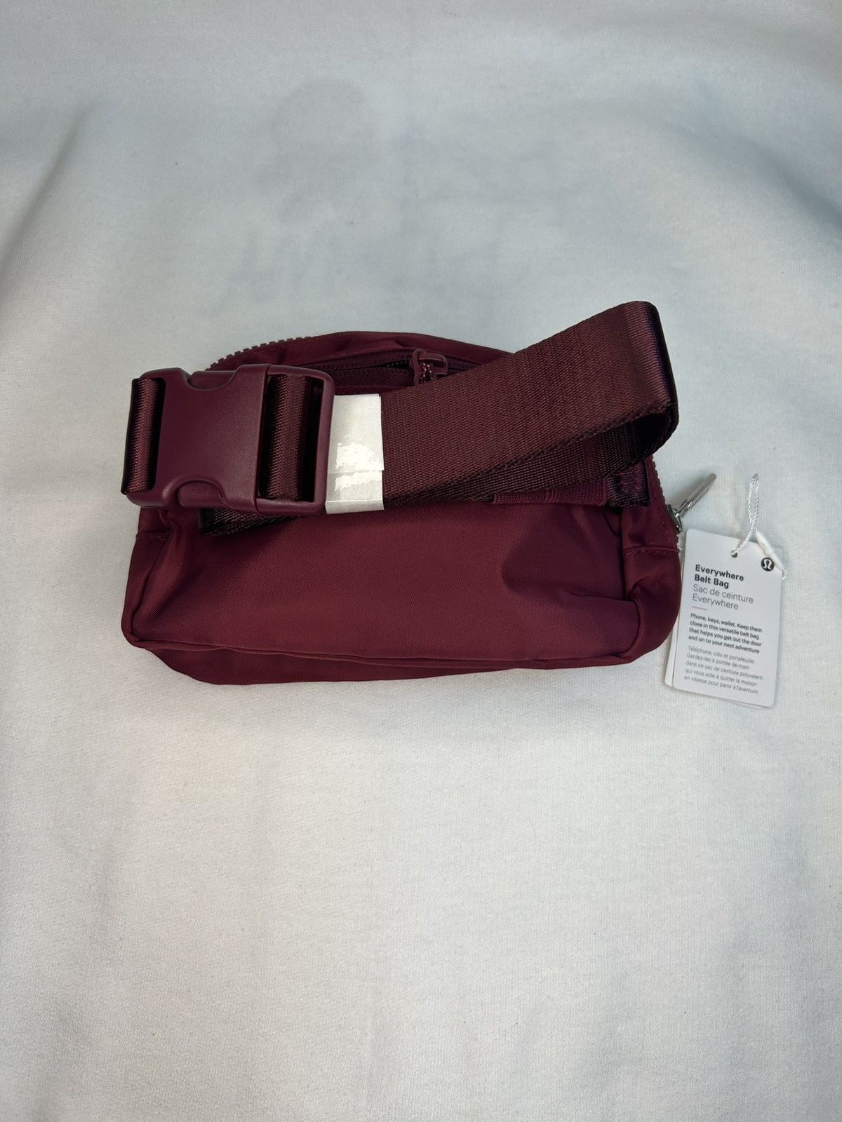 Lululemon New Lululemon Everywhere Belt Bag Color:RedBurgundy/Size IL Size ONE SIZE - 4 Thumbnail