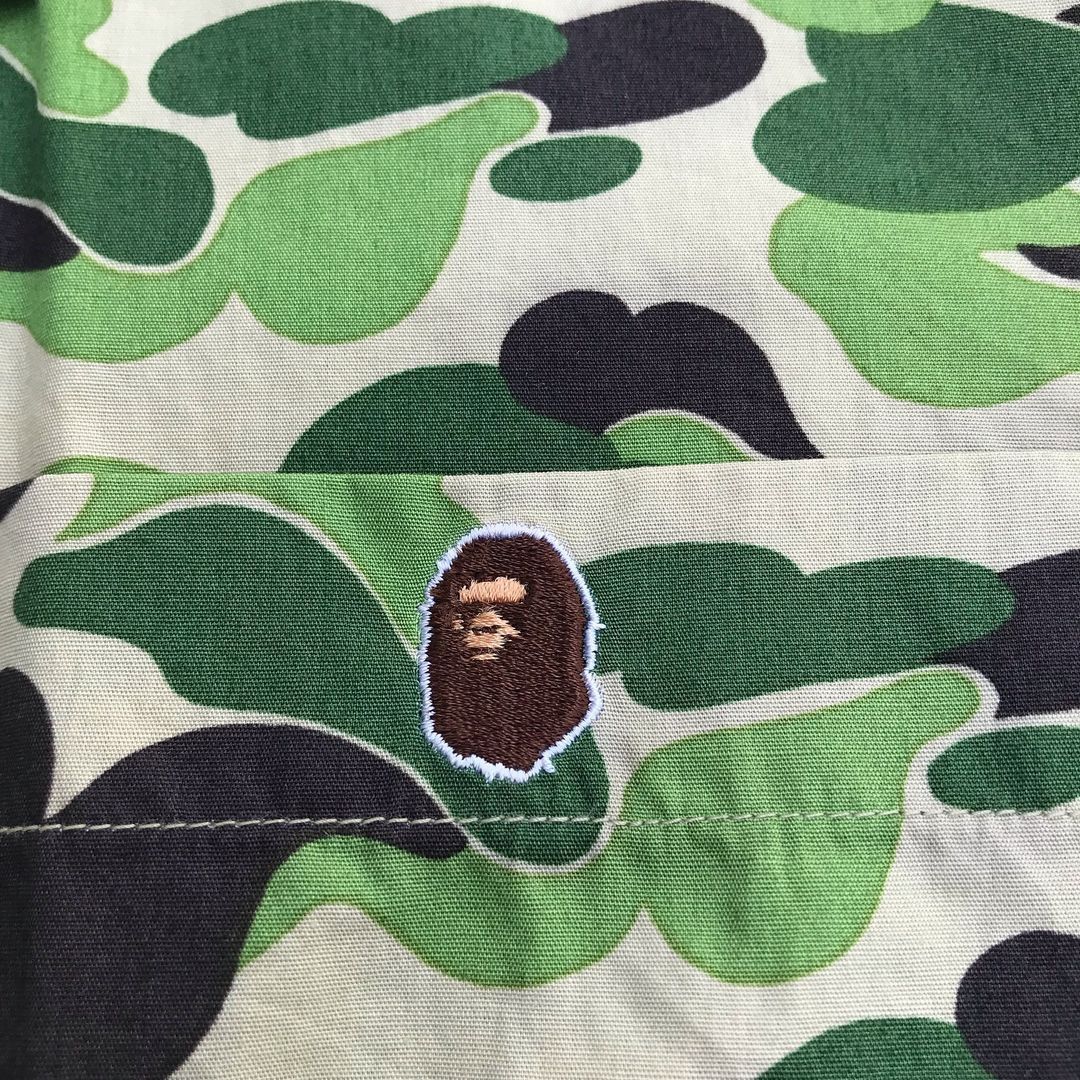 Bape Vintage Bape 1st Camo Button Up S/S Shirt Size US S / EU 44-46 / 1 - 5 Thumbnail