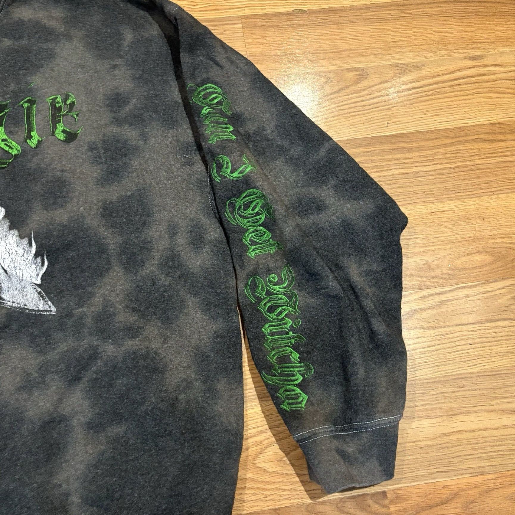 Urban Outfitters Urban Outfitters Notorious BIG BIGGIE Oversized Tie Dye Sweatshirt Size S/M Size US S / EU 44-46 / 1 - 4 Thumbnail