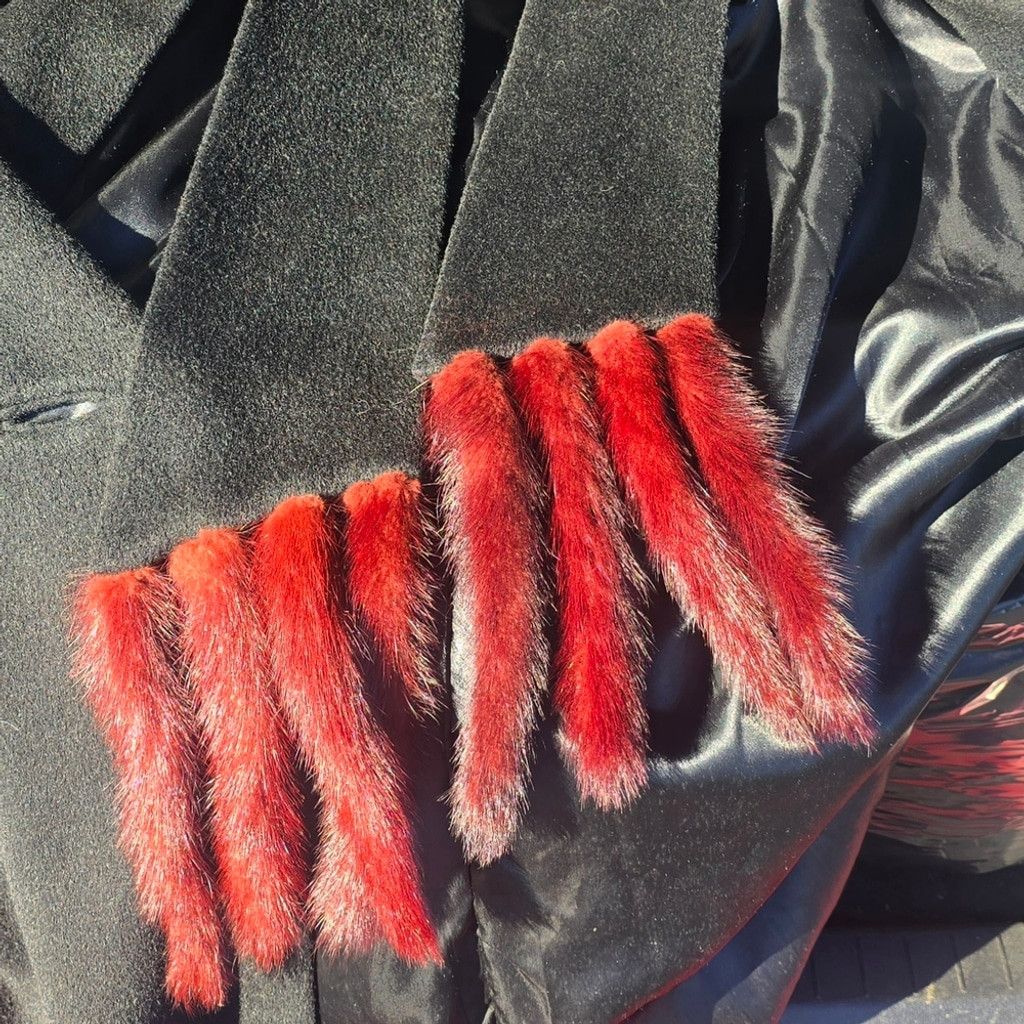 The Unbranded Brand VTG ILGWU Elegant Black Trench Coat Wool Red Fur On Scarf Size XL / US 12-14 / IT 48-50 - 1 Thumbnail