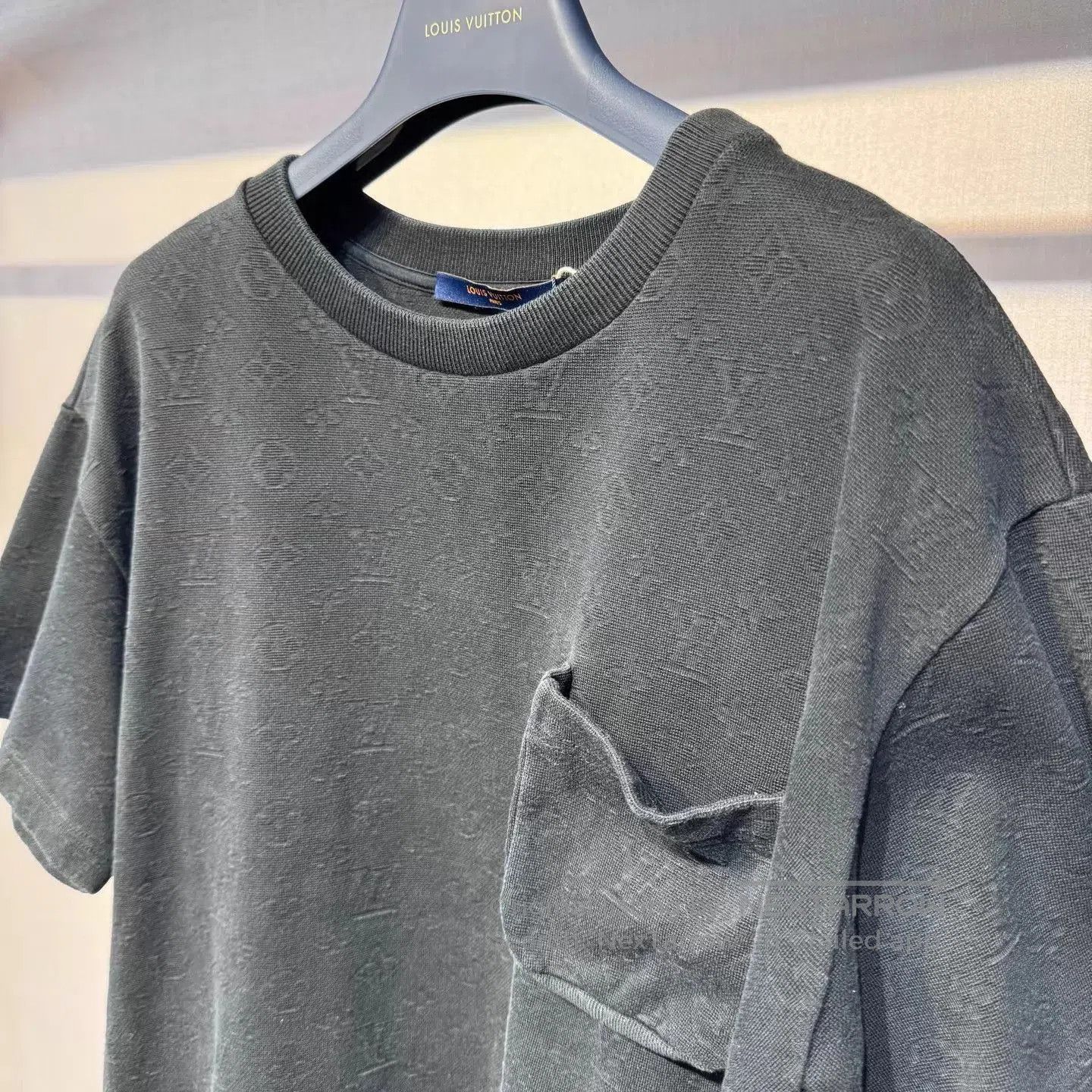 Louis Vuitton Black Short Sleeve Shirt with Chest Pocket. Size US M / EU 48-50 / 2 - 3 Thumbnail