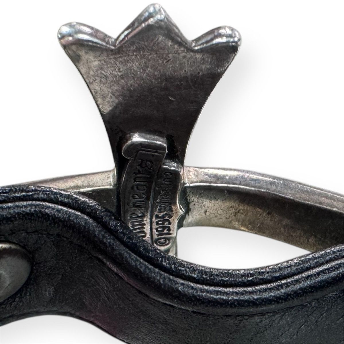 Chrome Hearts Chrome Hearts Large Bent Cross Gunslinger Leather Bracelet Size ONE SIZE - 6 Thumbnail