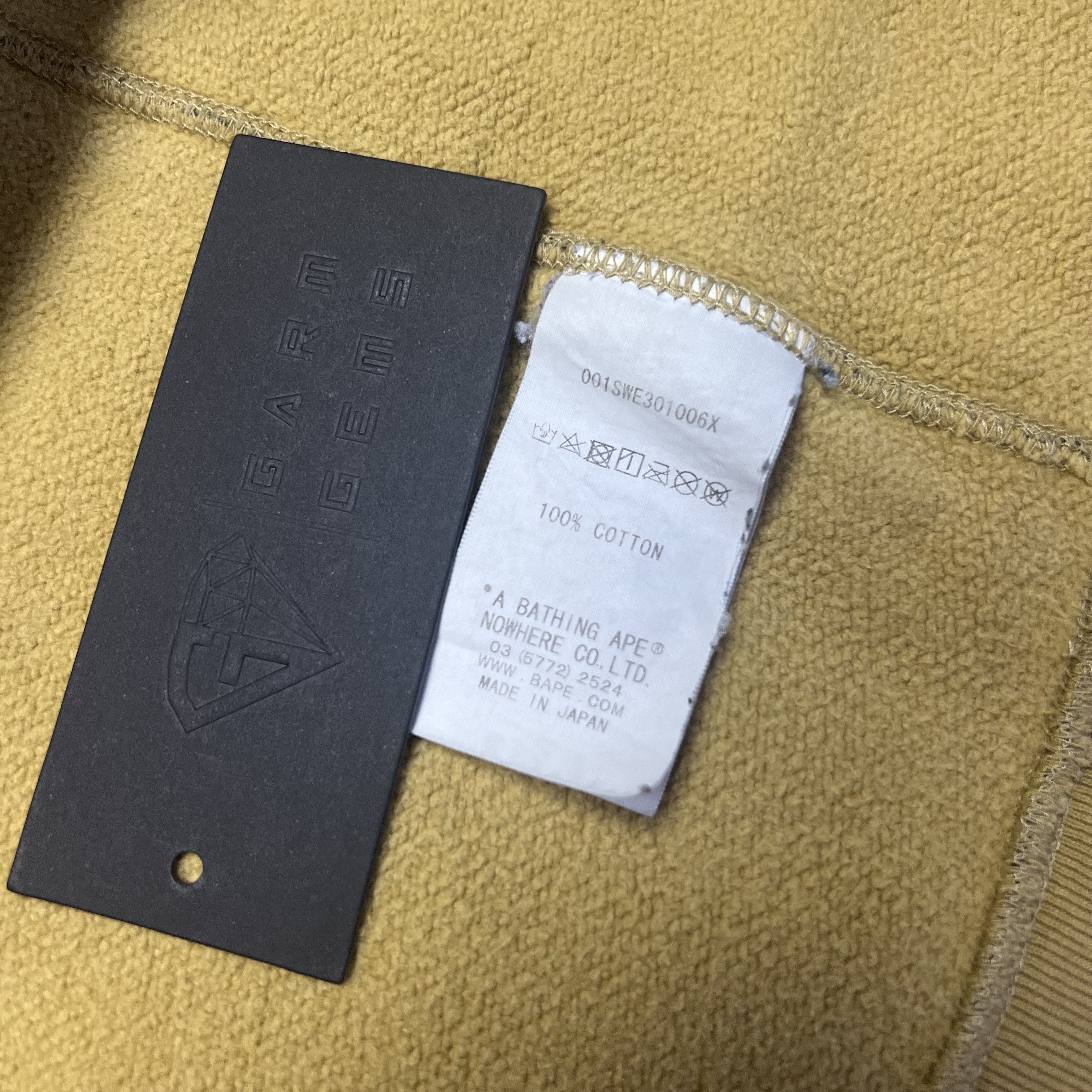 Bape 1st Camo Studs Crewneck Size US M / EU 48-50 / 2 - 6 Thumbnail