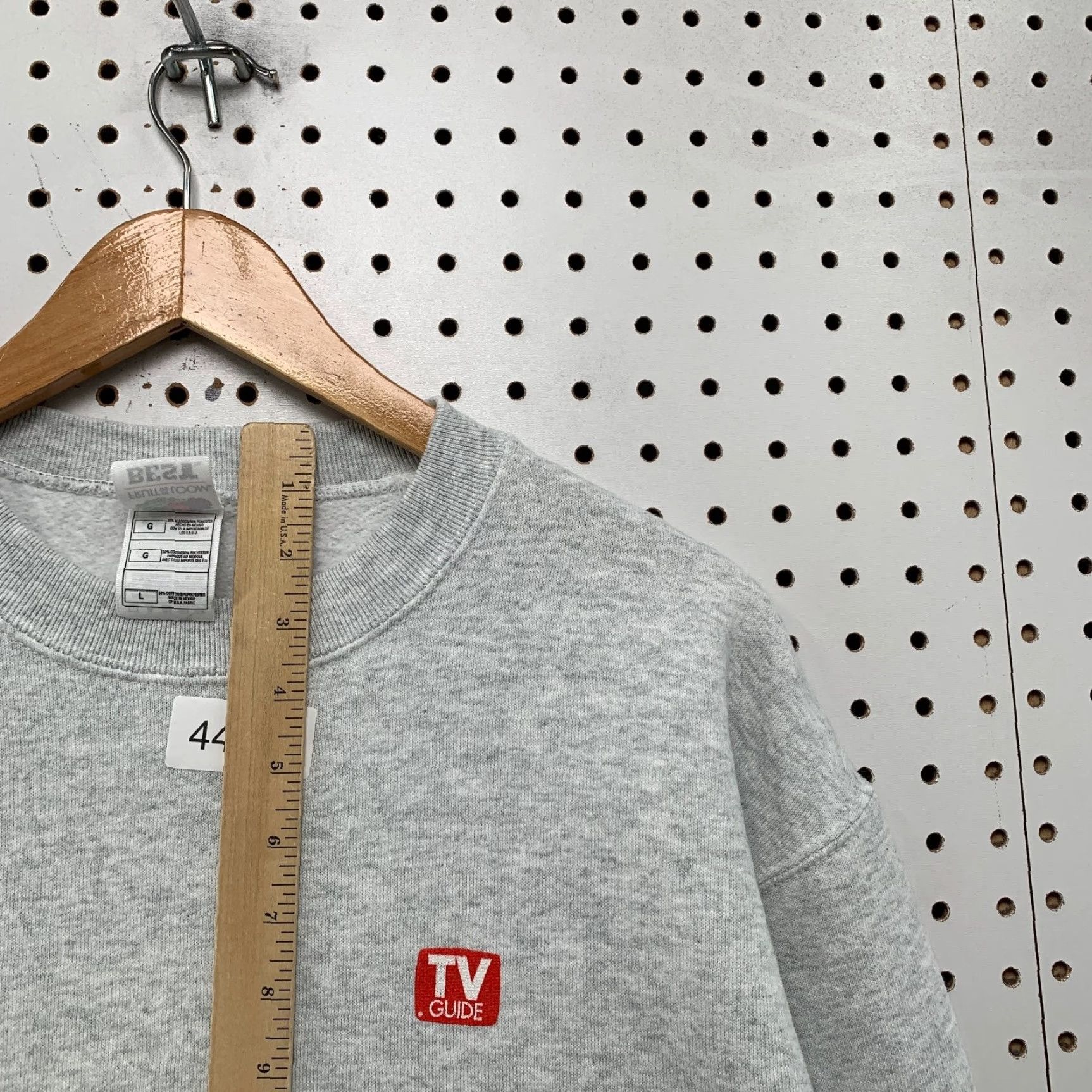 Fruit Of The Loom VINTAGE TV Guide Sweatshirt Mens Large Gray Crewneck Fleece DAD Cyber Punk Size US L / EU 52-54 / 3 - 7 Thumbnail