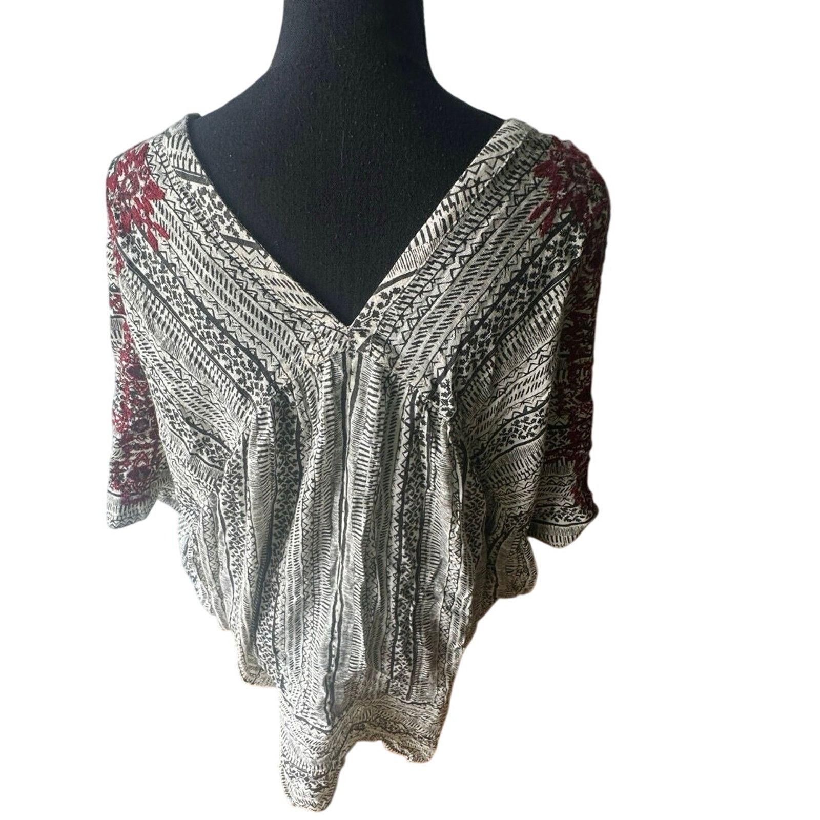 Free People Free People Flowy Dress/Poncho Black Pattern Red Embroidery Size M / US 6-8 / IT 42-44 - 5 Thumbnail