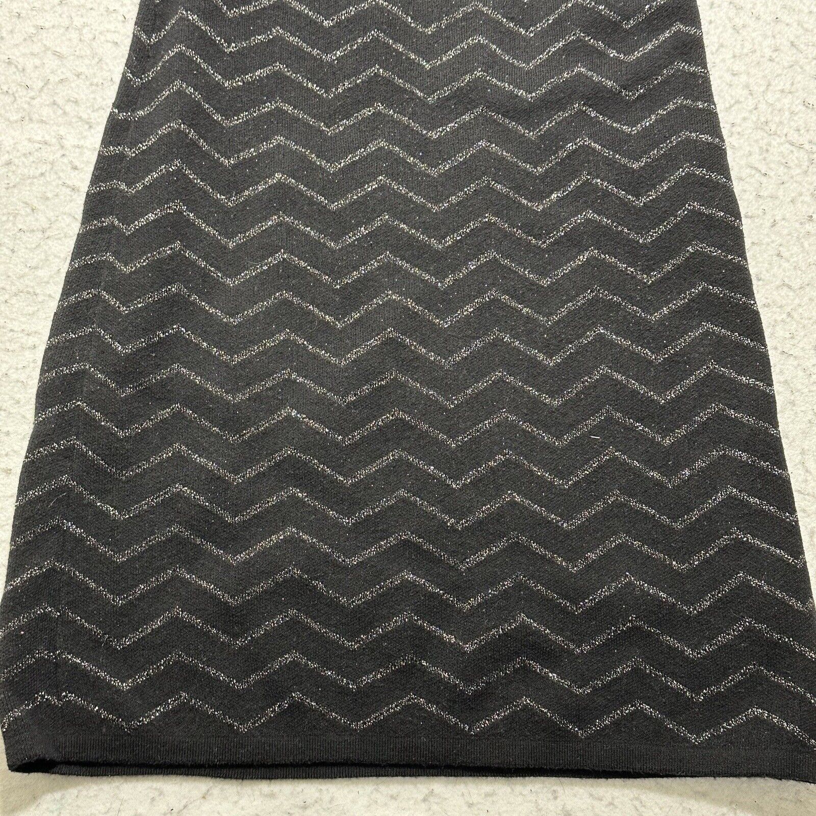 White House Black Market White House Black Market XS Mock Neck Glitter Zig Zag Dress Size XS / US 0-2 / IT 36-38 - 8 Thumbnail