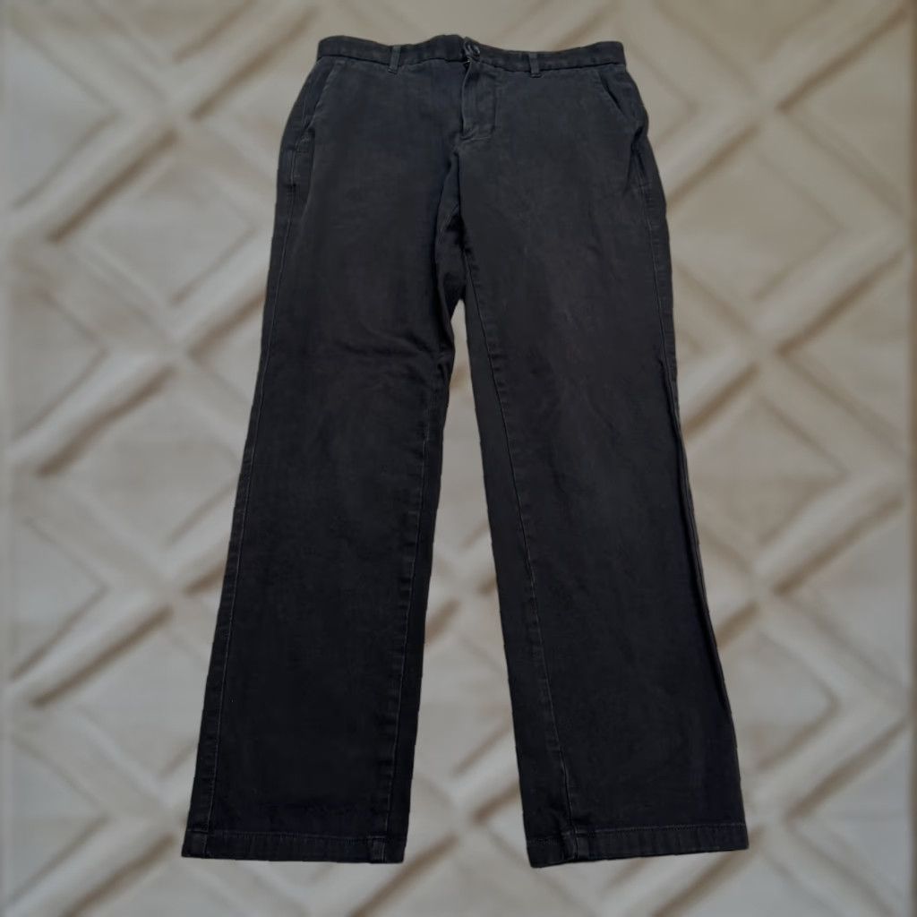 Everlane Everlane Pants Chino Slim Fit Men 30x28 Black Straight Leg Cotton Vintage? No (but check). Size US 30 / EU 46 - 1 Thumbnail