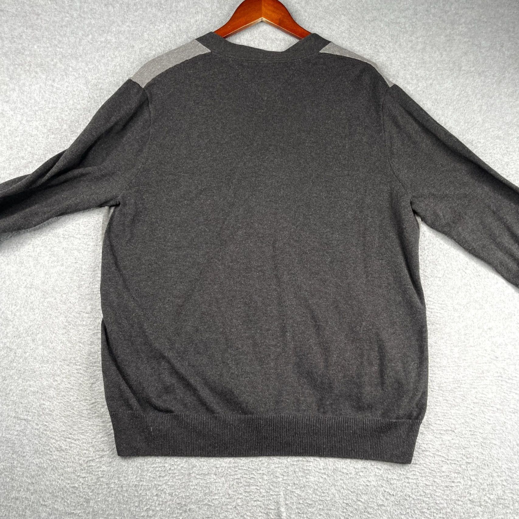 Tommy Hilfiger Tommy Hilfiger Grandpa Sweater Long Sleeve V-Neck Gray L Men Casual Pullover Knit Cotton Logo Vintage: No Size US L / EU 52-54 / 3 - 6 Thumbnail