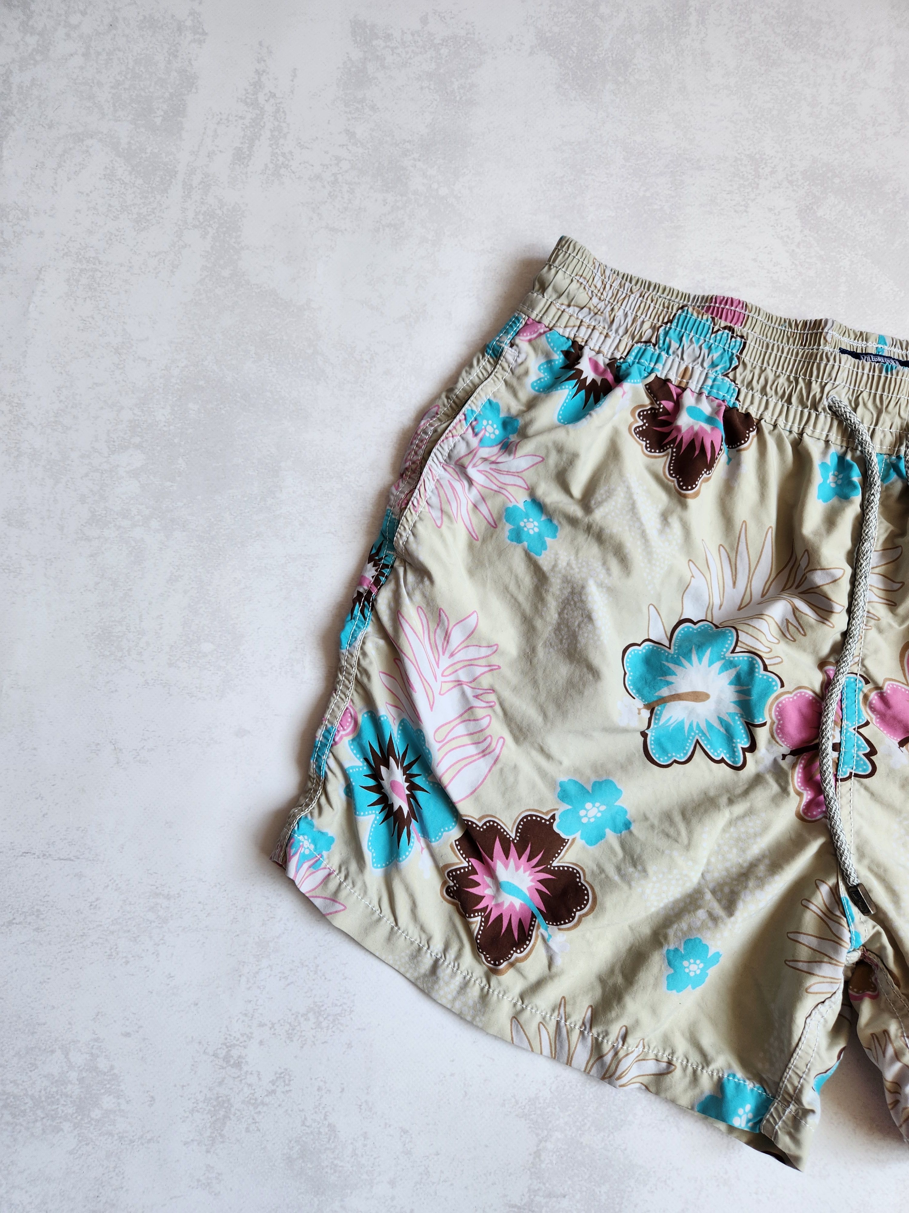 Vilebrequin Vilebrequin Design Casual printed flowers ​​pattern Shorts Size US 36 / EU 52 - 2 Thumbnail