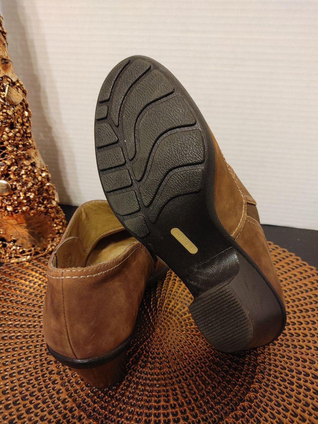Soft Surroundings SoftSpots Artsy Mary Jane Suede size 9W Size US 9 / IT 39 - 6 Thumbnail