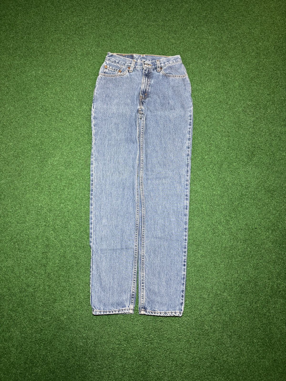 Levi's Vintage Clothing Vintage Levi’s 512 Slim Taper 5 26x31 Light Wash Y2K Jeans Size 26" / US 2 / IT 38 - 3 Thumbnail