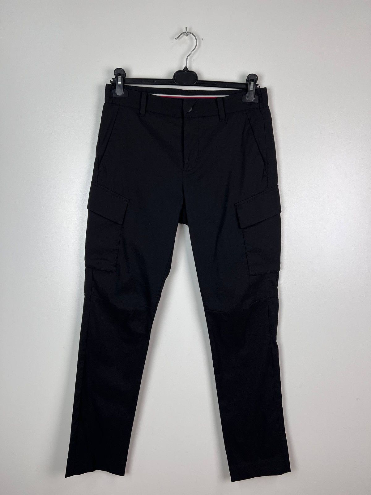 Tommy Hilfiger luxury cargo pants size 30