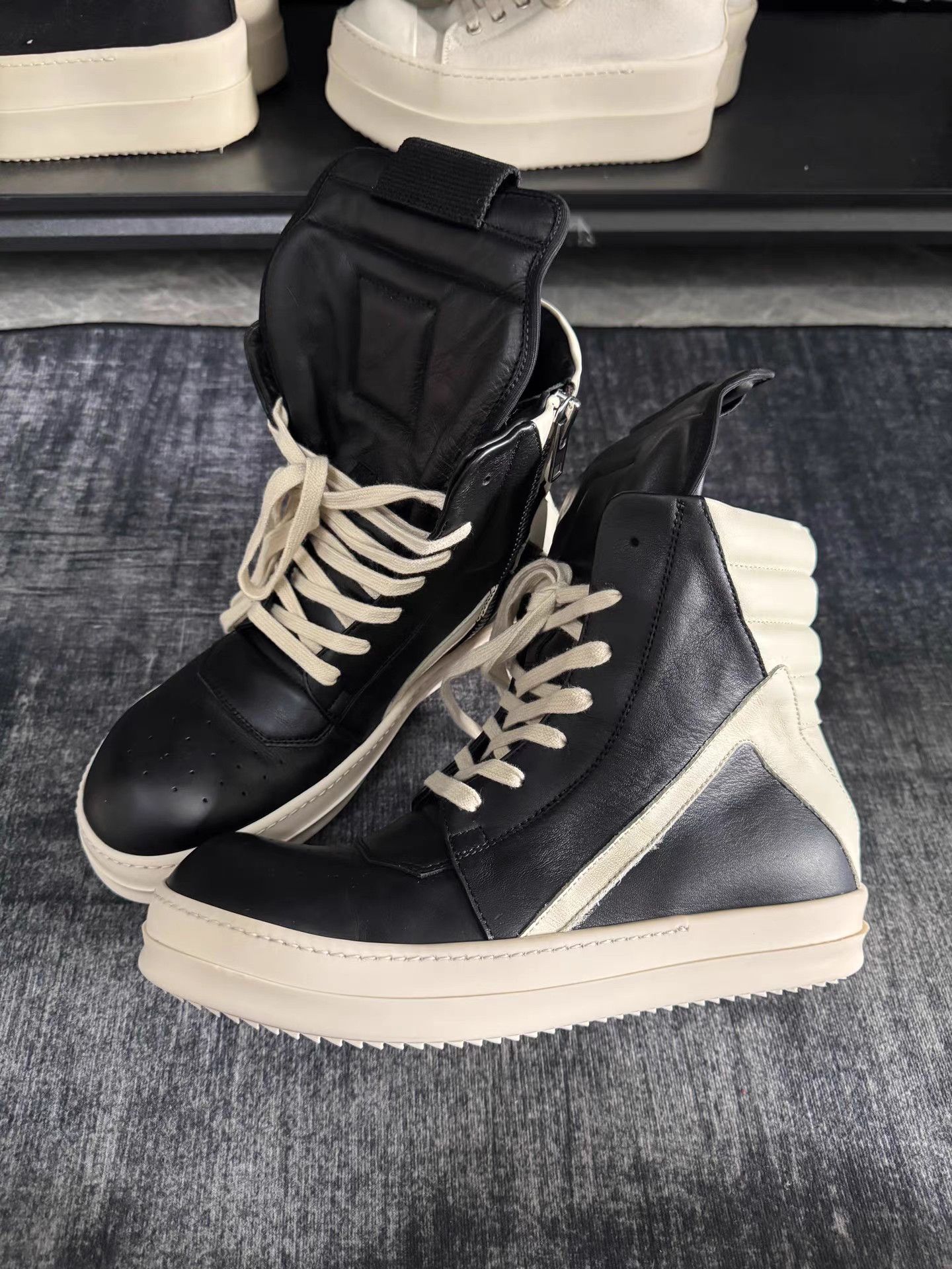 Rick Owens Rick Owens Mainline Triangle Sneakers Size US 7.5 / EU 40-41 - 1 Thumbnail