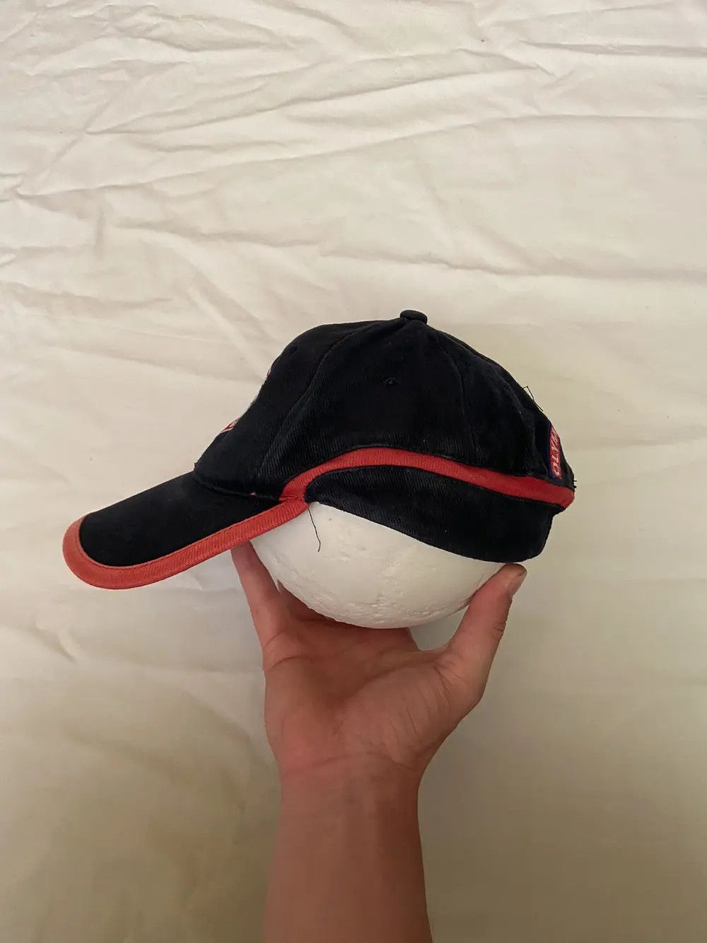Vintage VINTAGE 90’S BAYERN MUNICH SOCCER FADED VELVET CAP HAT Y2K Size ONE SIZE - 2 Thumbnail