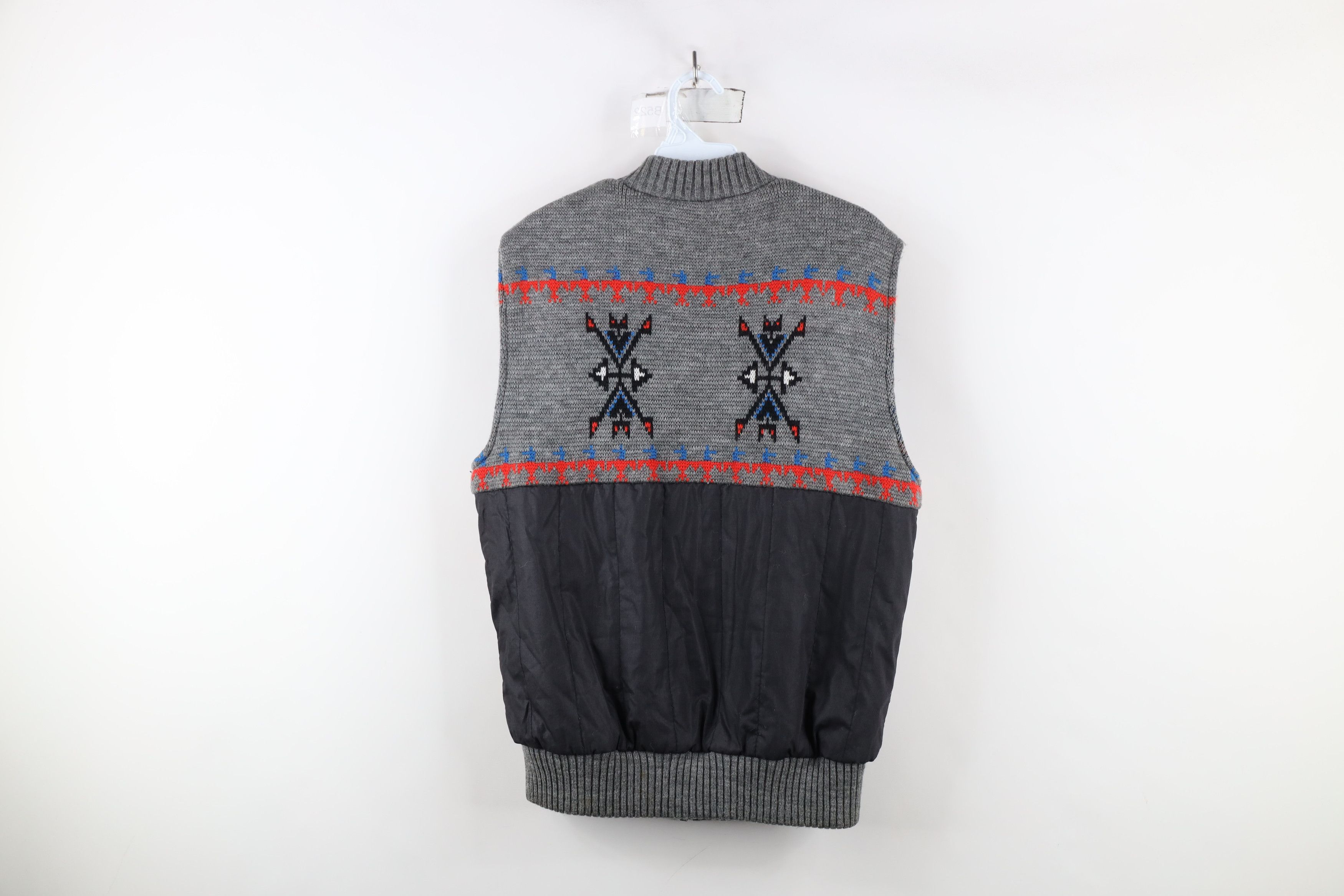 Vintage Vintage 70s Streetwear Southwestern Knit Puffer Vest Jacket Size US M / EU 48-50 / 2 - 9 Thumbnail