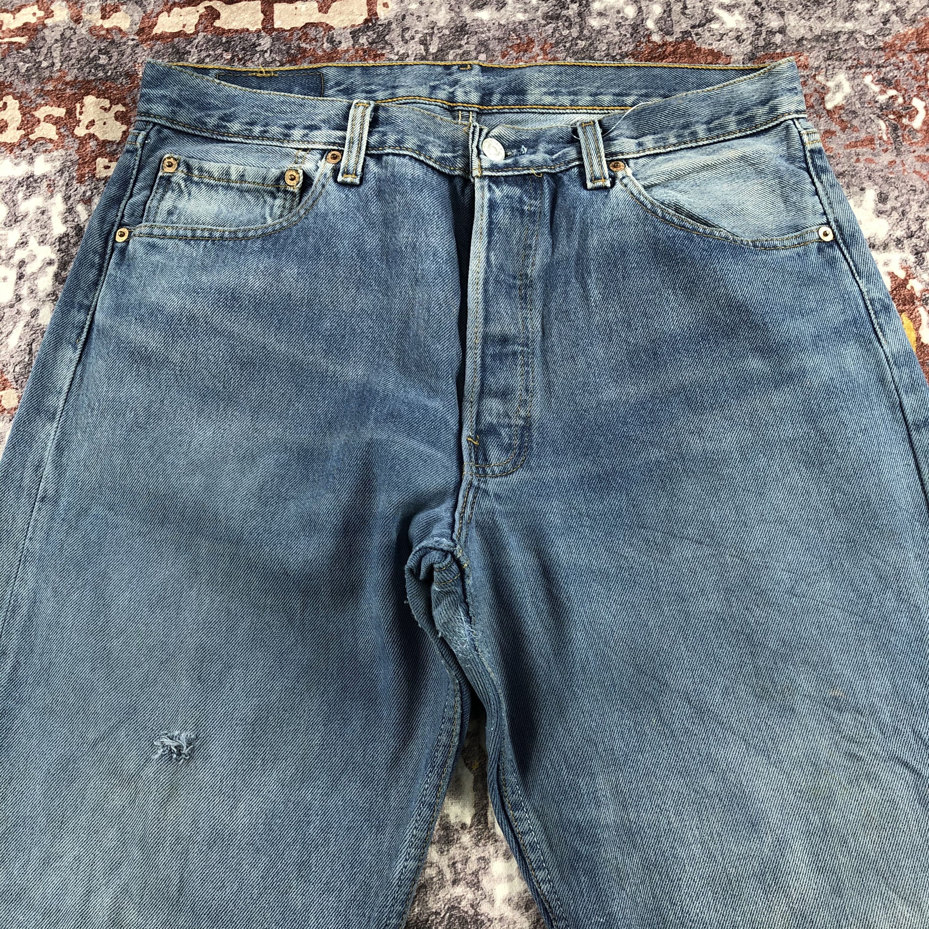 Levi's × Vintage 90s Vintage Blue Wash Levis 501 Jeans-JM2275 Size US 33 - 3 Thumbnail
