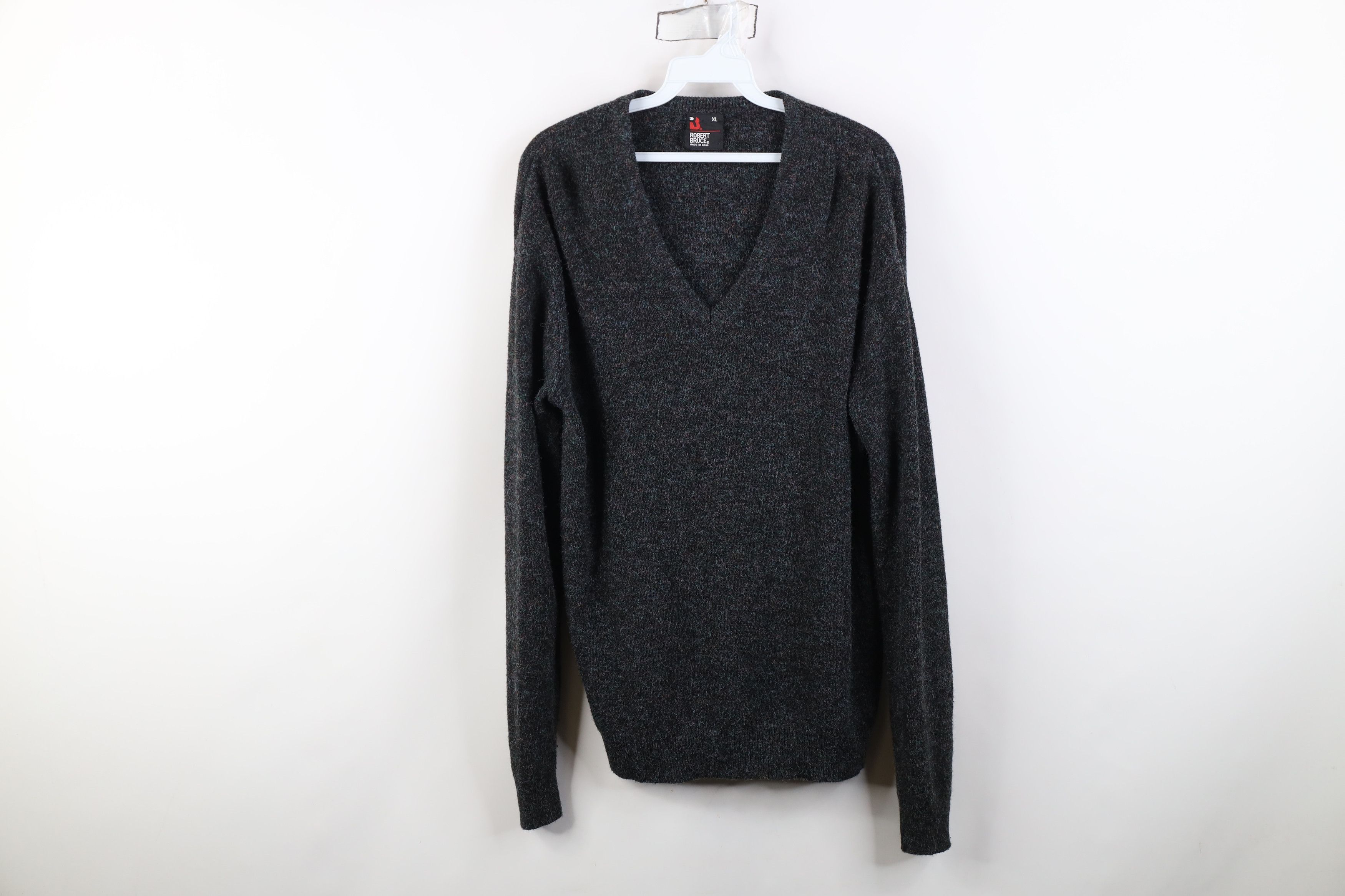 Vintage Vintage 70s Rayon Gabardine Blend Knit V-Neck Sweater USA Size US XL / EU 56 / 4 - 1 Thumbnail