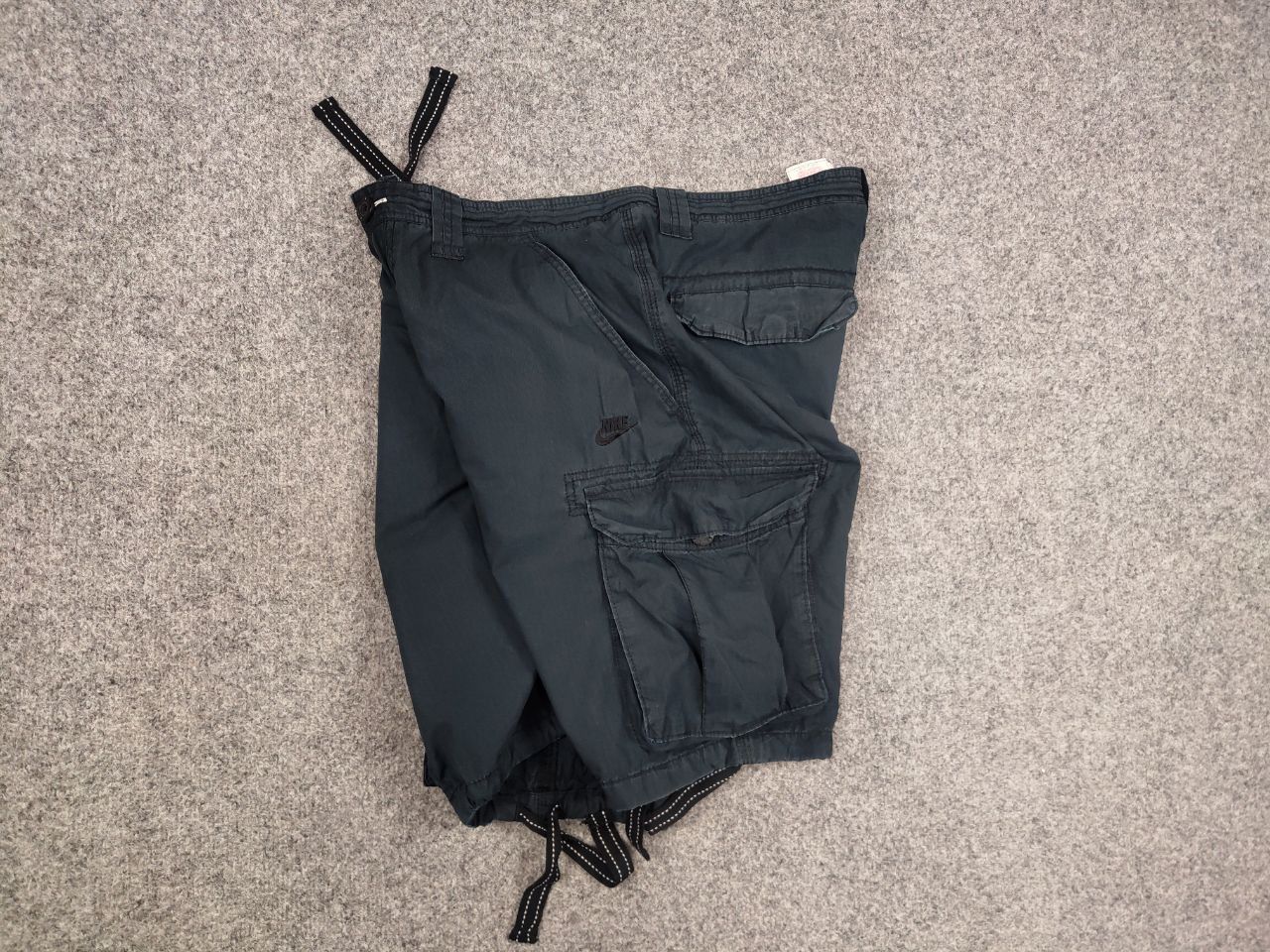 Nike Vintage Nike Navy Canvas Logo Cargo Bermuda Shorts Y2K Style Size US 34 / EU 50 - 9 Thumbnail