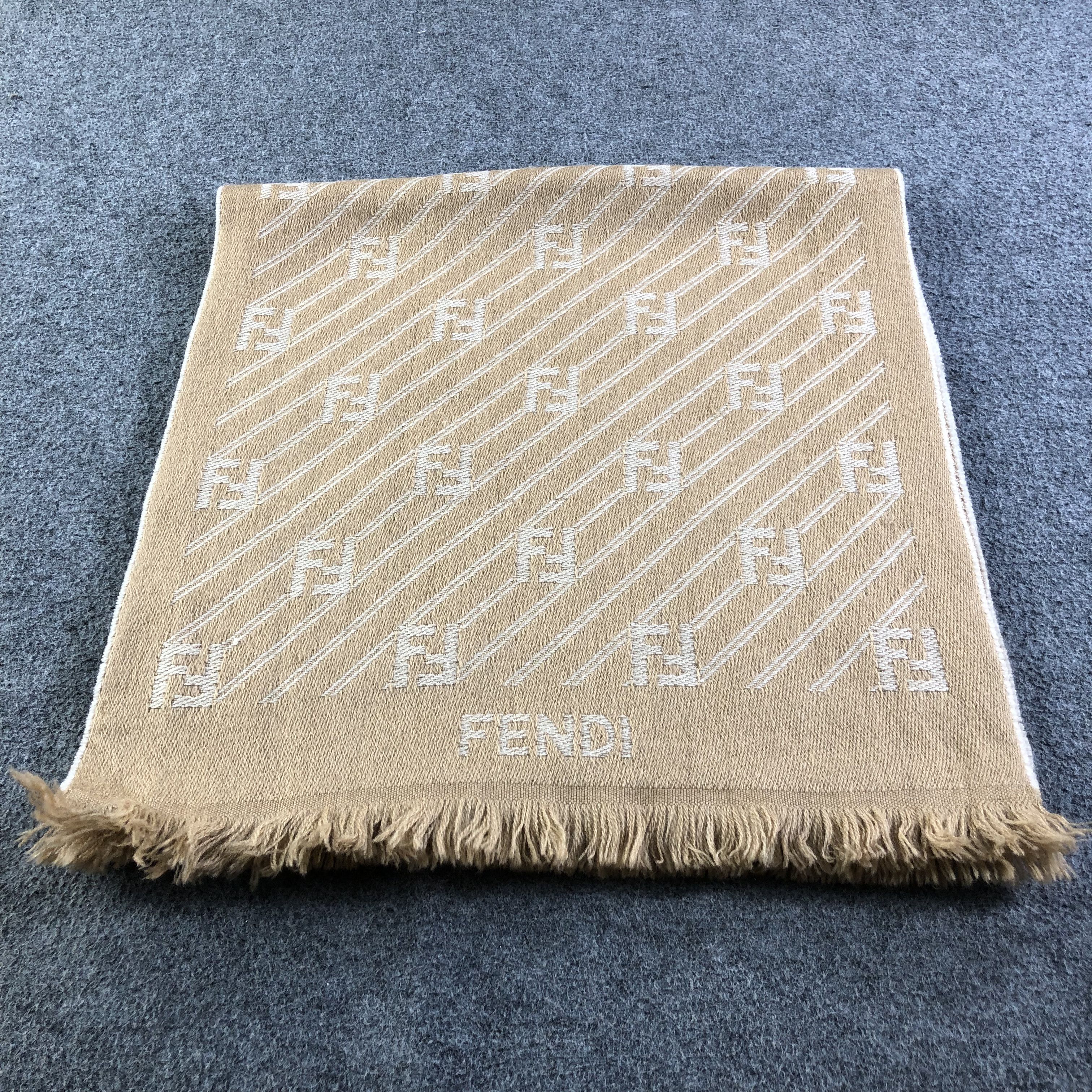 Fendi Fendi FF Monogram Wool Scarf Muffler V1729 Size ONE SIZE - 4 Thumbnail