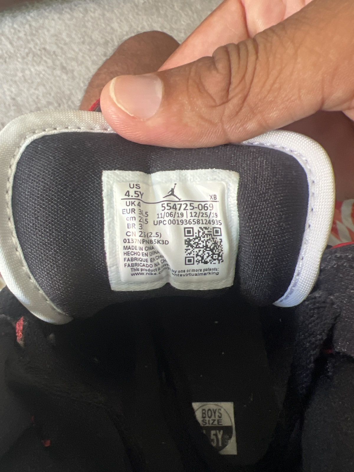 Jordan Brand Air Jordan 1 Mid (GS) Black/Black-Gym Red size 4.5Y Size US 6 / IT 36 - 6 Thumbnail