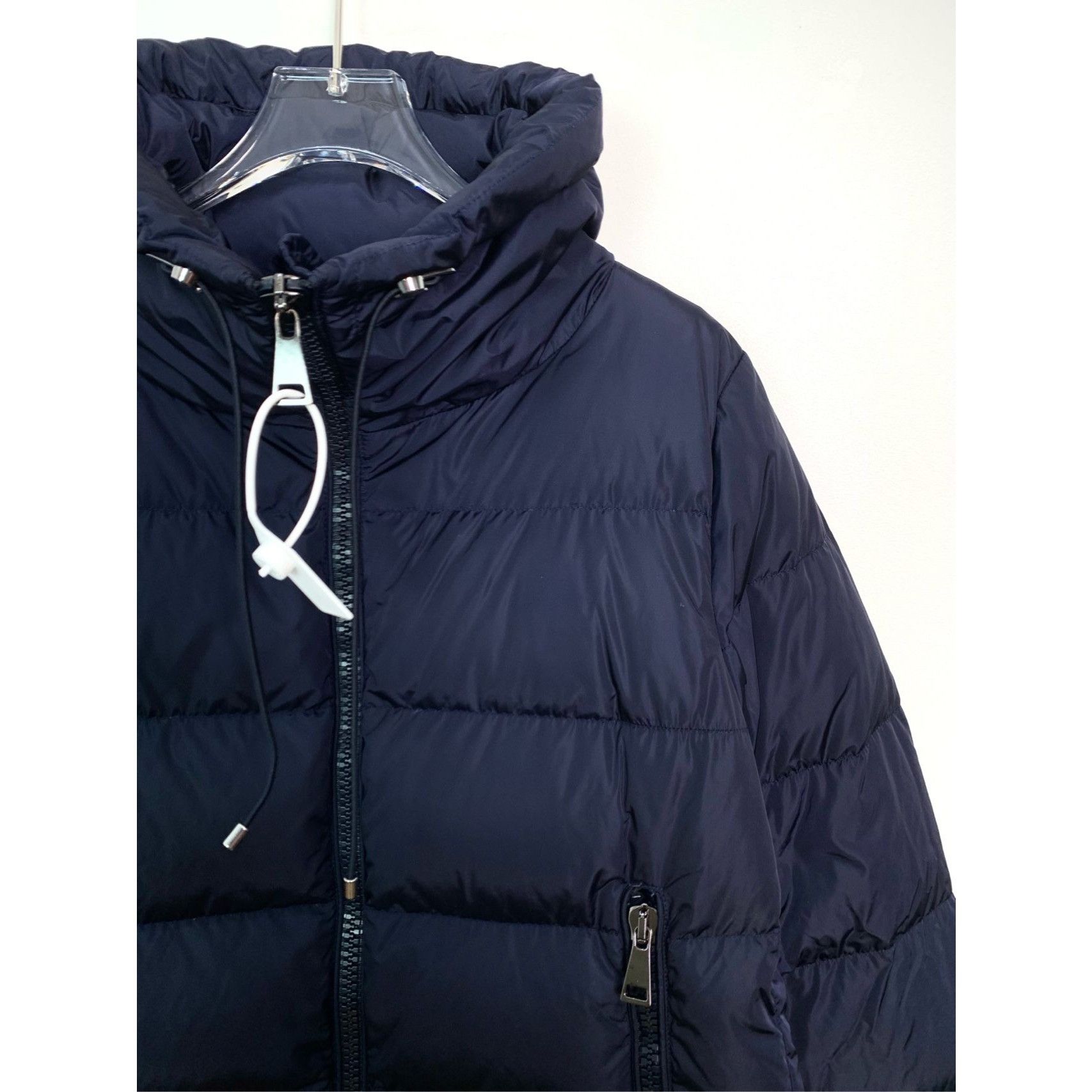 Moncler Moncler Womens Quilted Down Jacket With Stand-Up Collar & Zi Size XS / US 0-2 / IT 36-38 - 6 Thumbnail