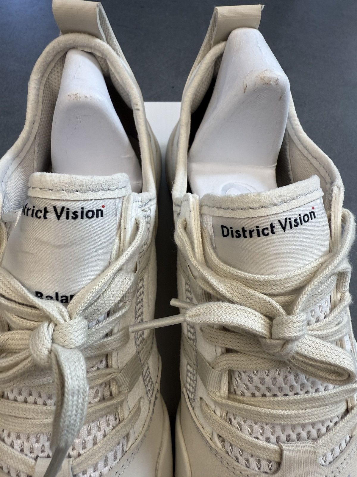 New Balance 2025 New Balance MT10 District Vision Cloud Dancer Size US 9 / EU 42 - 13 Thumbnail