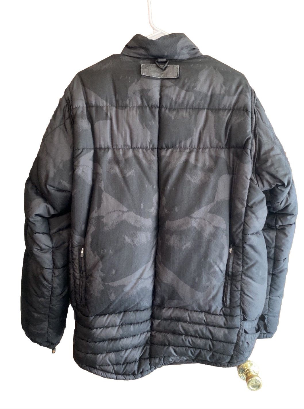 Jun Takahashi × Undercover AWO3 "Paper Doll" Rottweiler Camo Catalogue Cargo Puffer Size US M / EU 48-50 / 2 - 2 Thumbnail