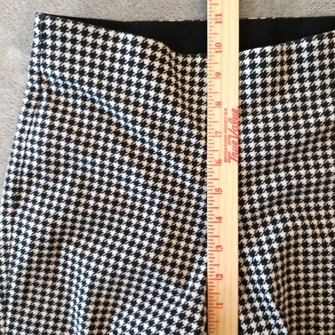 Old Navy Old Navy Pants Womens Size 4 Ankle Black Houndstooth Straight Stretch Elastic Zip 27x24.5 Men? Womens Size 27" / US 4 / IT 40 - 4 Thumbnail