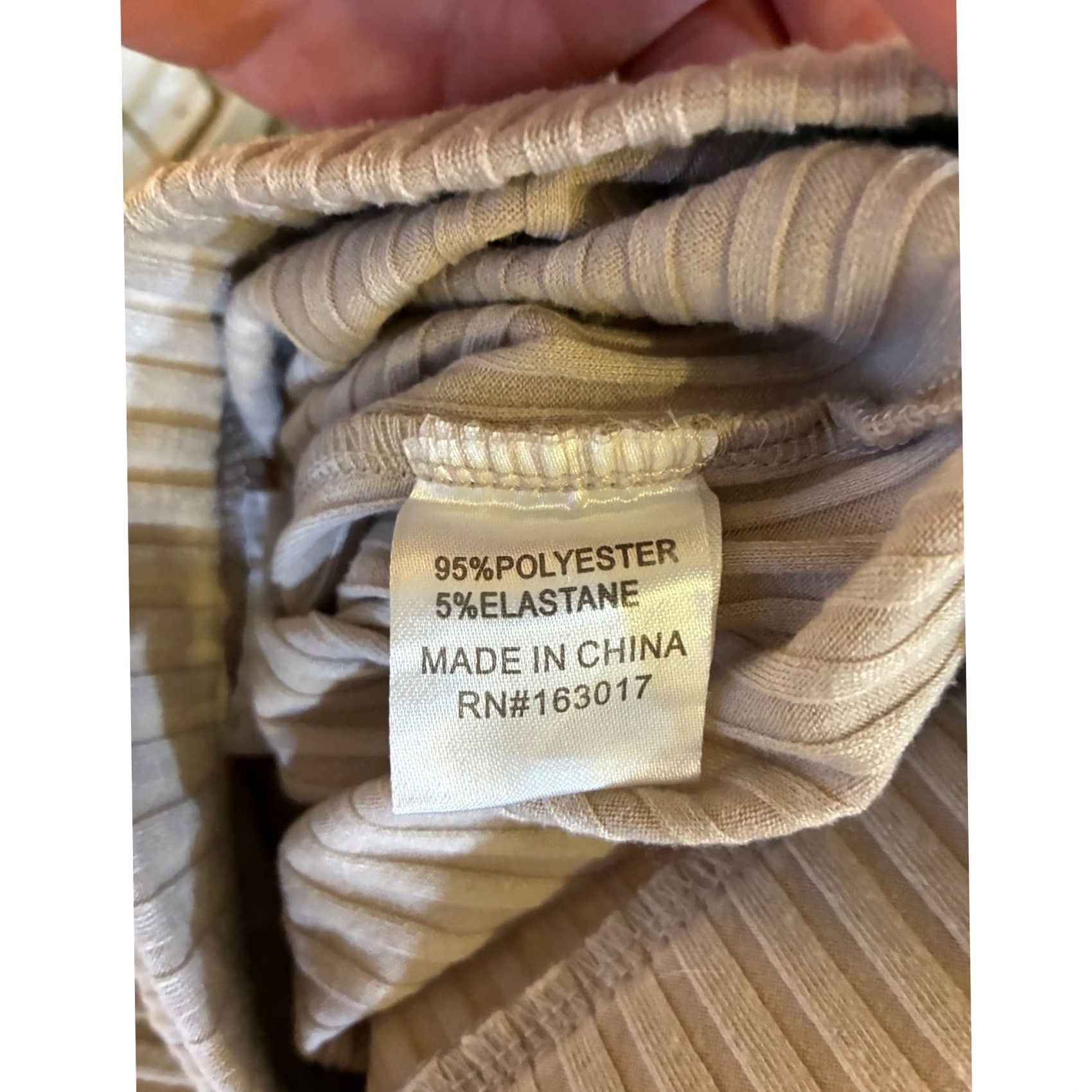 PRINCESS POLLY EUC Princess Polly Beige Ribbed Knit Midi Skirt Womens 2 Size 26" / US 2 / IT 38 - 4 Thumbnail