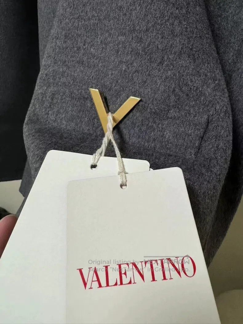 Valentino Valentino V-neck coat shirt Size S / US 4 / IT 40 - 4 Thumbnail