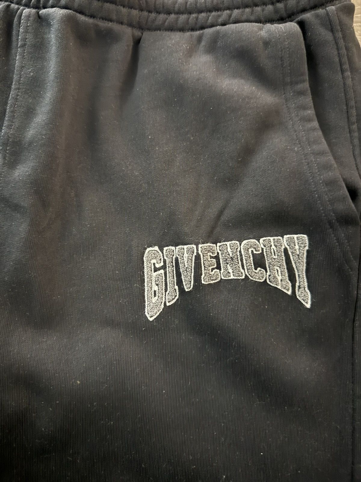 Givenchy Givenchy College Logo Sweatpants Size US 36 / EU 52 - 2 Thumbnail
