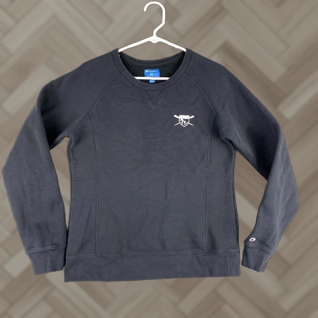 Champion VINTAGE Champion Sweatshirt Shirt Women L Long Sleeve Graphic Faded Black 38-39 Logo Outdoor Sports Mens Women Girls Size L / US 10 / IT 46 - 1 Thumbnail