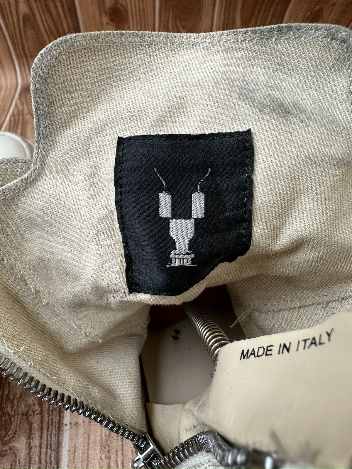 Rick Owens RARE* Rick Owens DRKSHDW Sneaks CHALK WHITE Hightop Sneaks Size US 8.5 / EU 41-42 - 15 Thumbnail