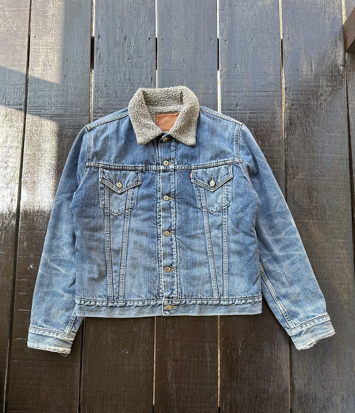 Levis trucker jeans jacket