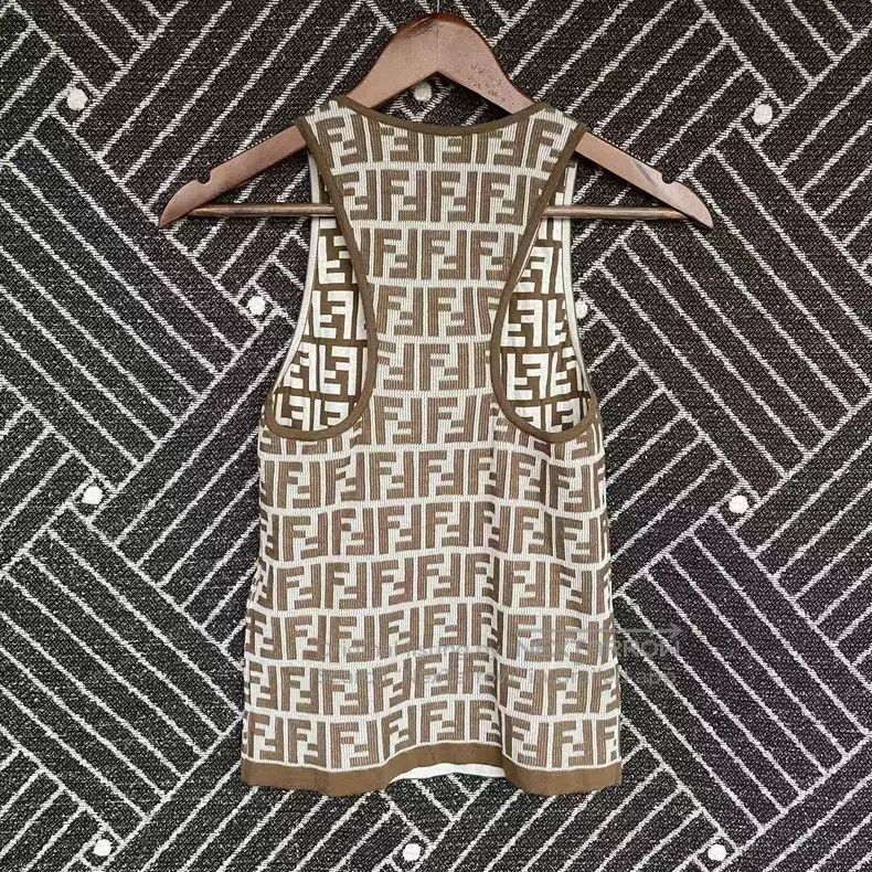 Fendi Fendi SS24 Logo Letter Jacquard Round Neck Slim Fit Vest - Size XXS / US 00 / IT 34 - 3 Thumbnail