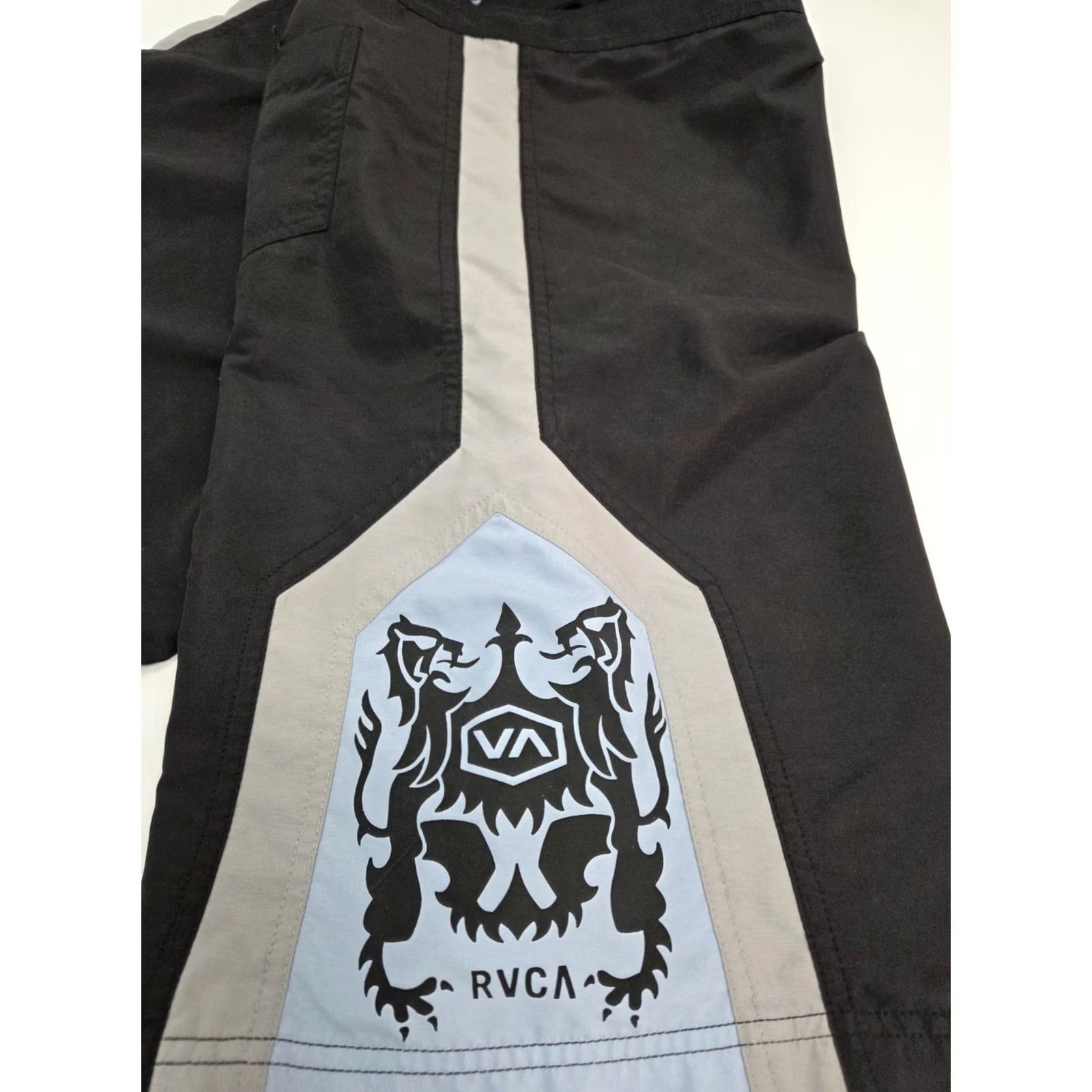 RVCA RVCA Mens Boardshorts Black Size 38 Drawstring Back Pocket Beach Bum 90s? Size ONE SIZE - 5 Thumbnail