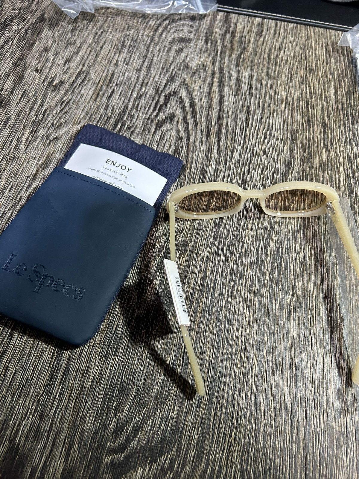 Le Specs Le Specs Outta Love Latte Unisex Size ONE SIZE - 6 Thumbnail