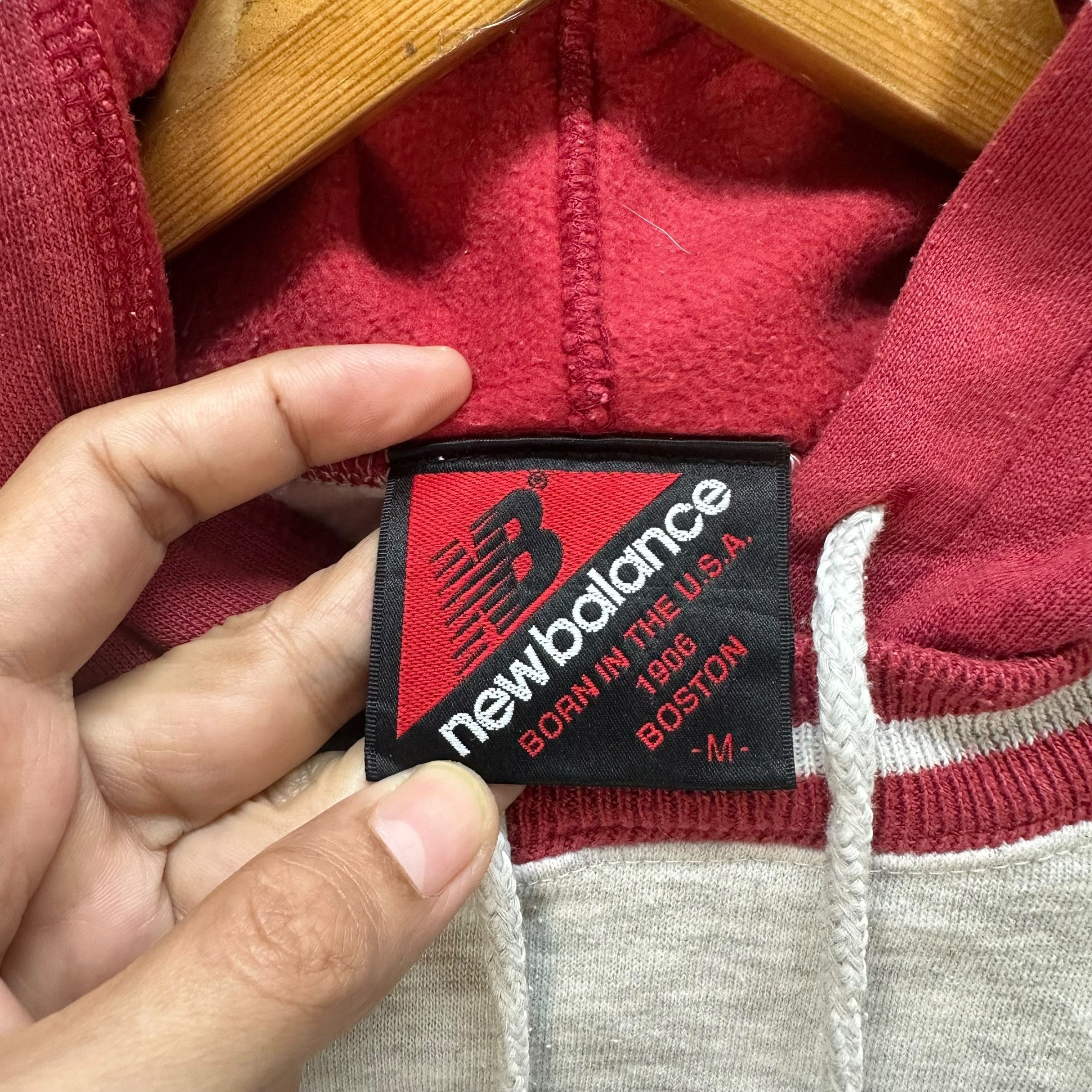 New Balance 80's NEW BALANCE BORN IN THE USA PULLOVER HOODIES #9058-53 Size US M / EU 48-50 / 2 - 6 Thumbnail