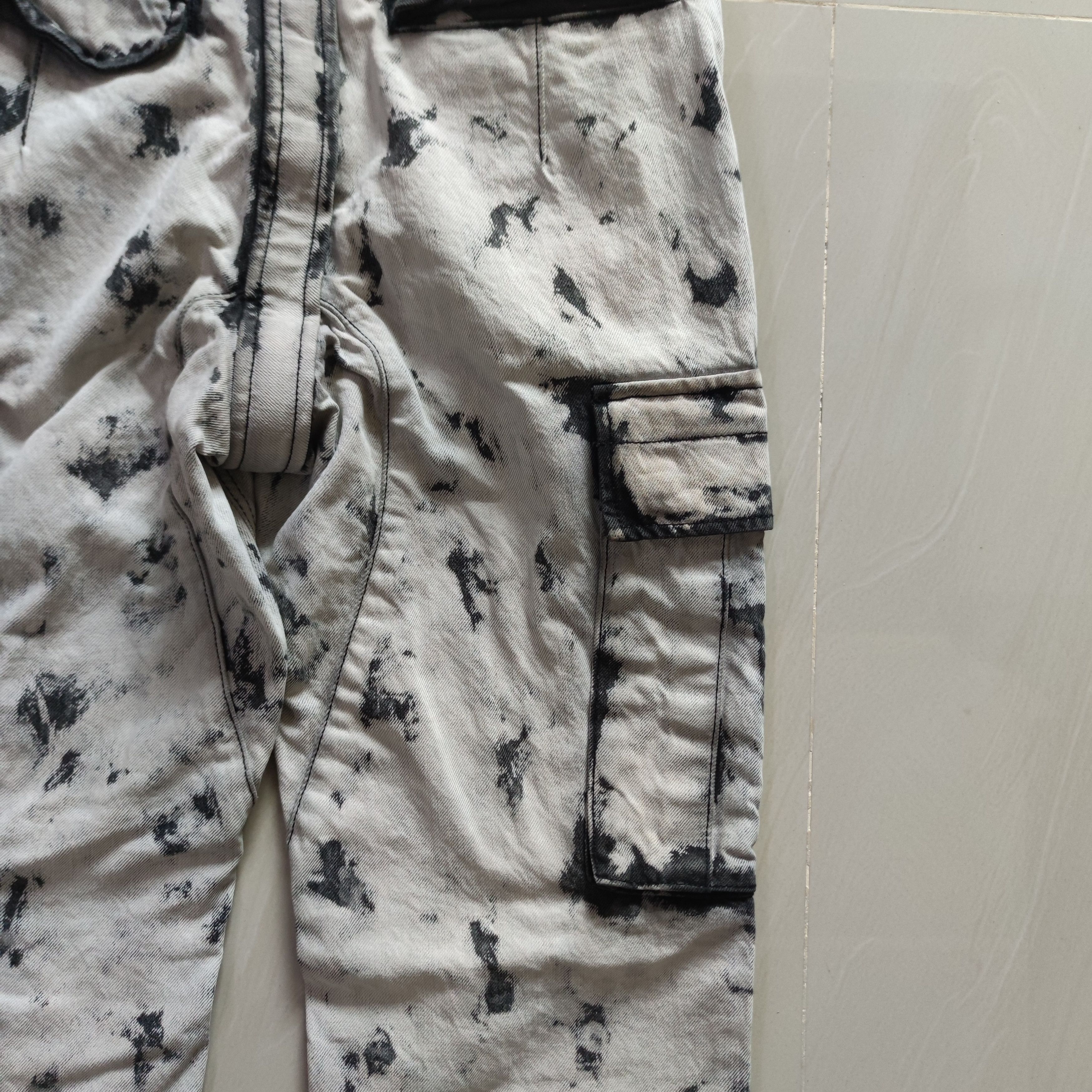 Designer × H&M GIAMBATTISTA VALLI PARIS x H&M RARE DESIGN JEAN Size US 30 / EU 46 - 9 Thumbnail