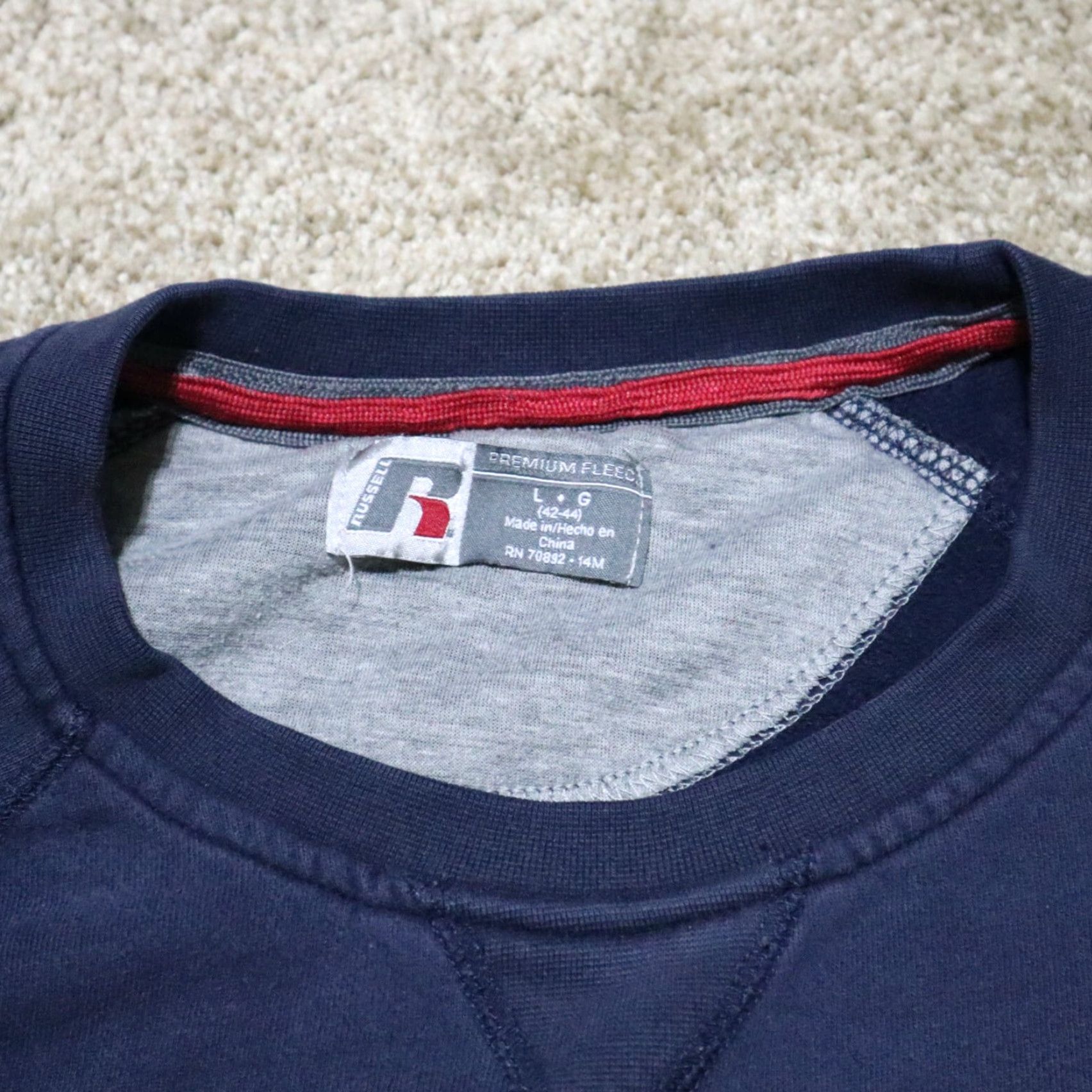 Russell Athletic VINTAGE Russell Athletic Mens Pullover Sweater Crew Neck Long Sleeve Blue USA L Size US L / EU 52-54 / 3 - 3 Thumbnail